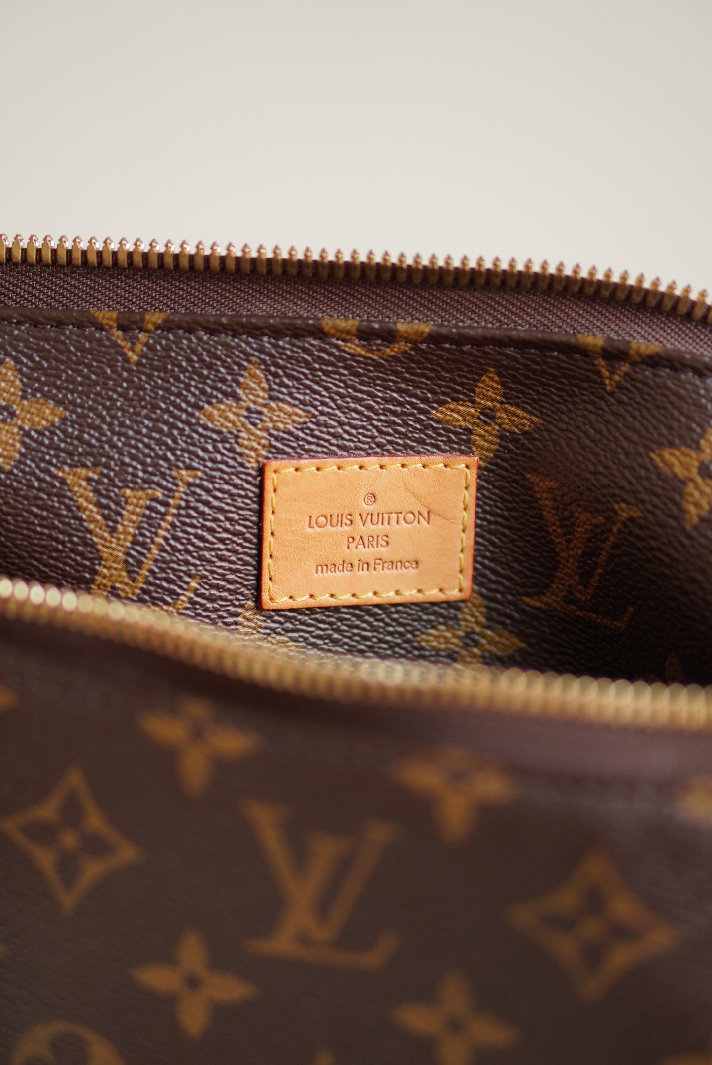 LOUIS VUITTON SULLY MM