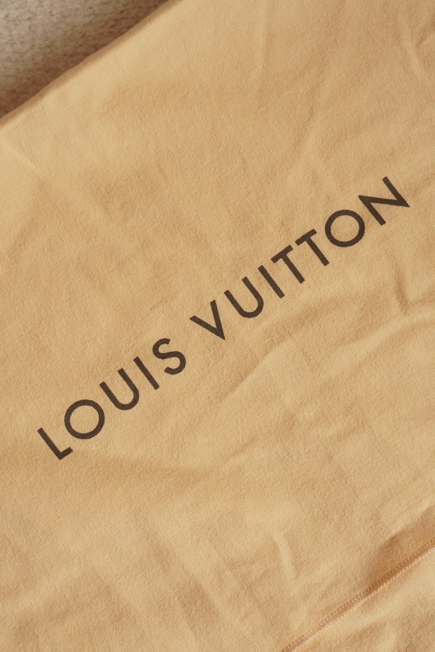 LOUIS VUITTON SULLY MM