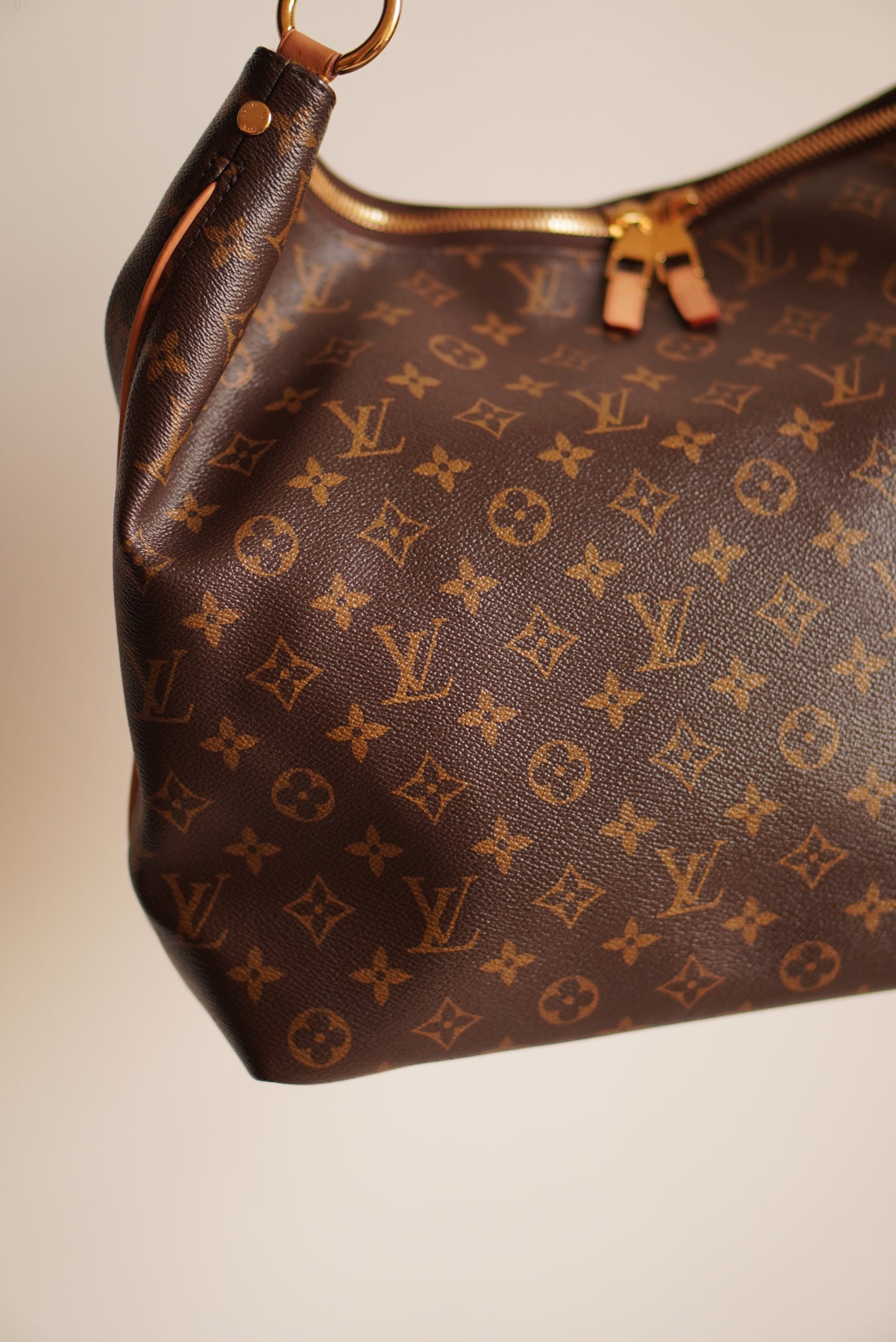 LOUIS VUITTON SULLY MM