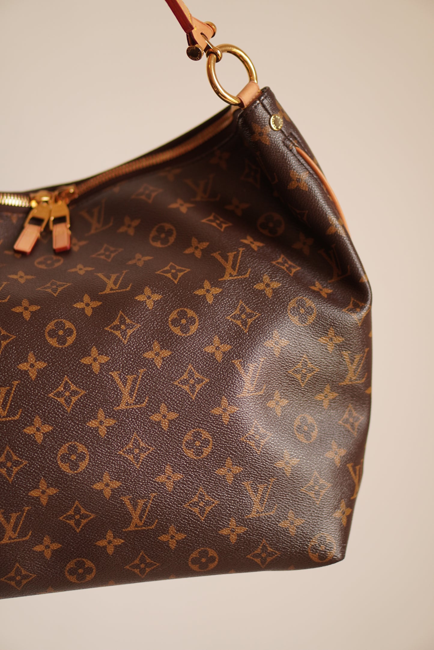 LOUIS VUITTON SULLY MM