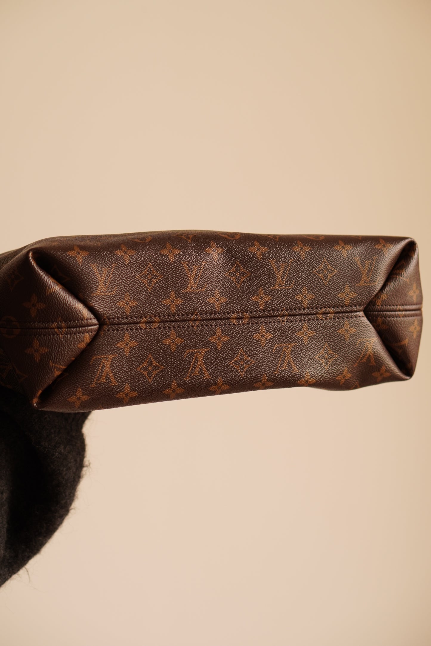 LOUIS VUITTON SULLY MM