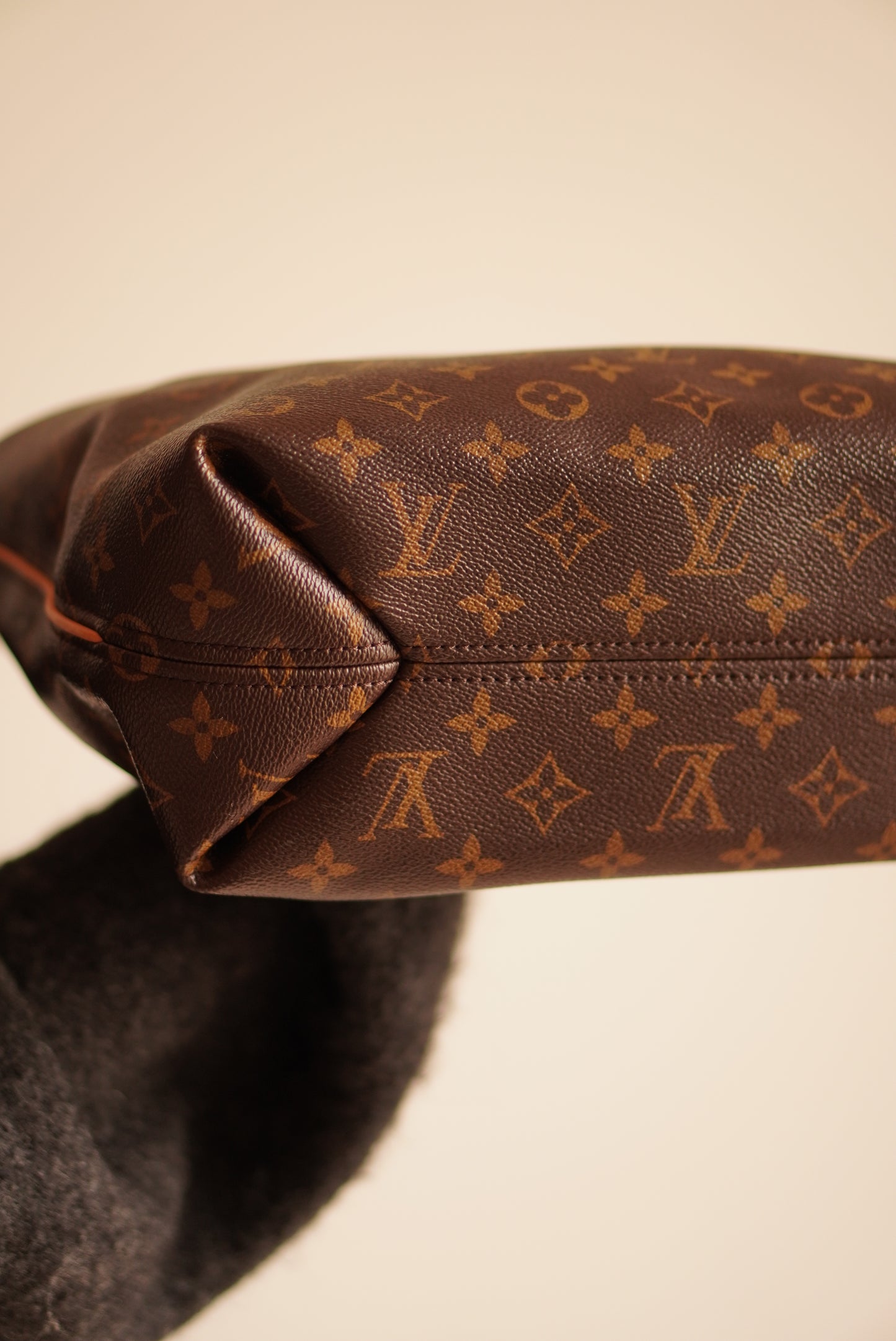 LOUIS VUITTON SULLY MM
