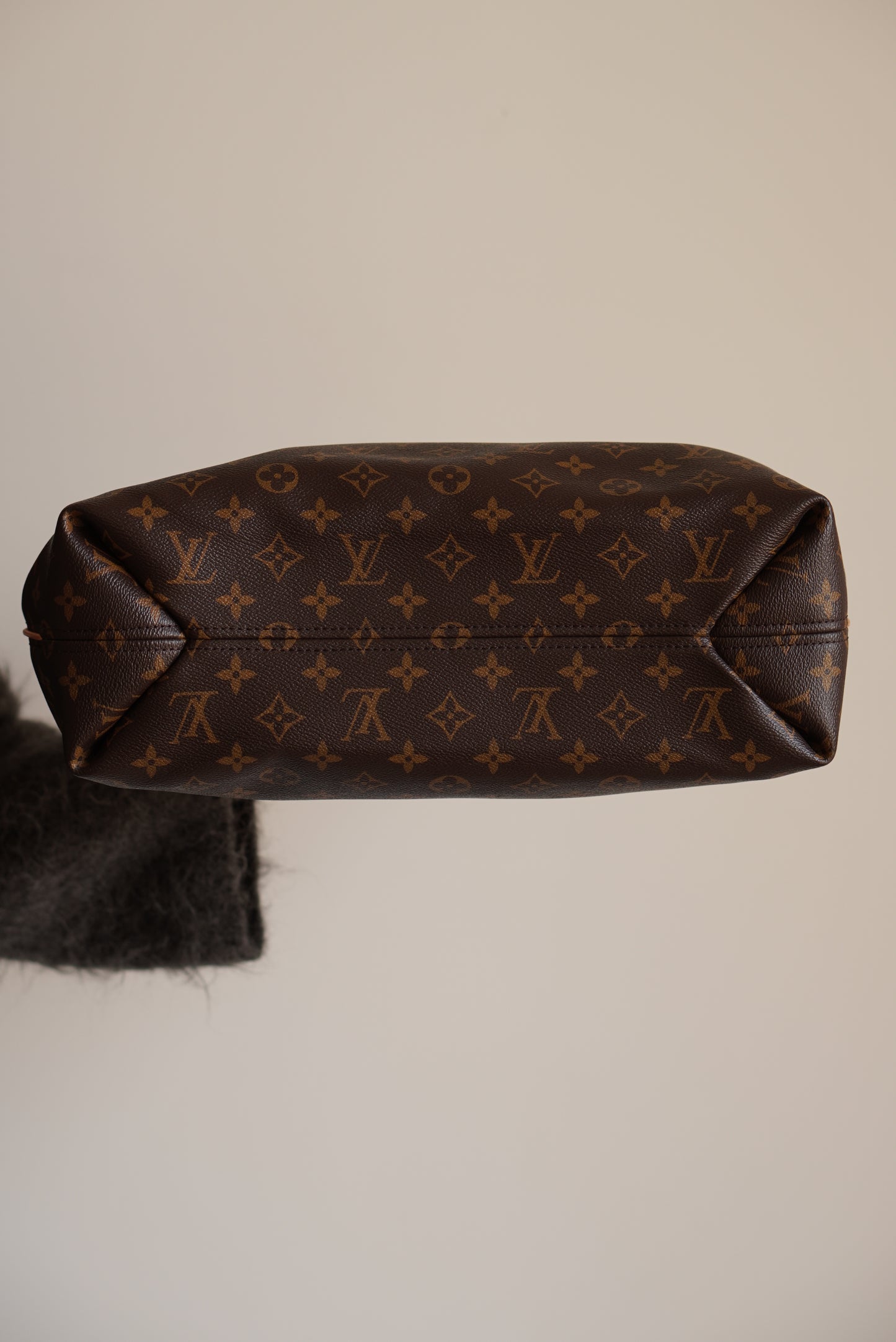 LOUIS VUITTON SULLY MM
