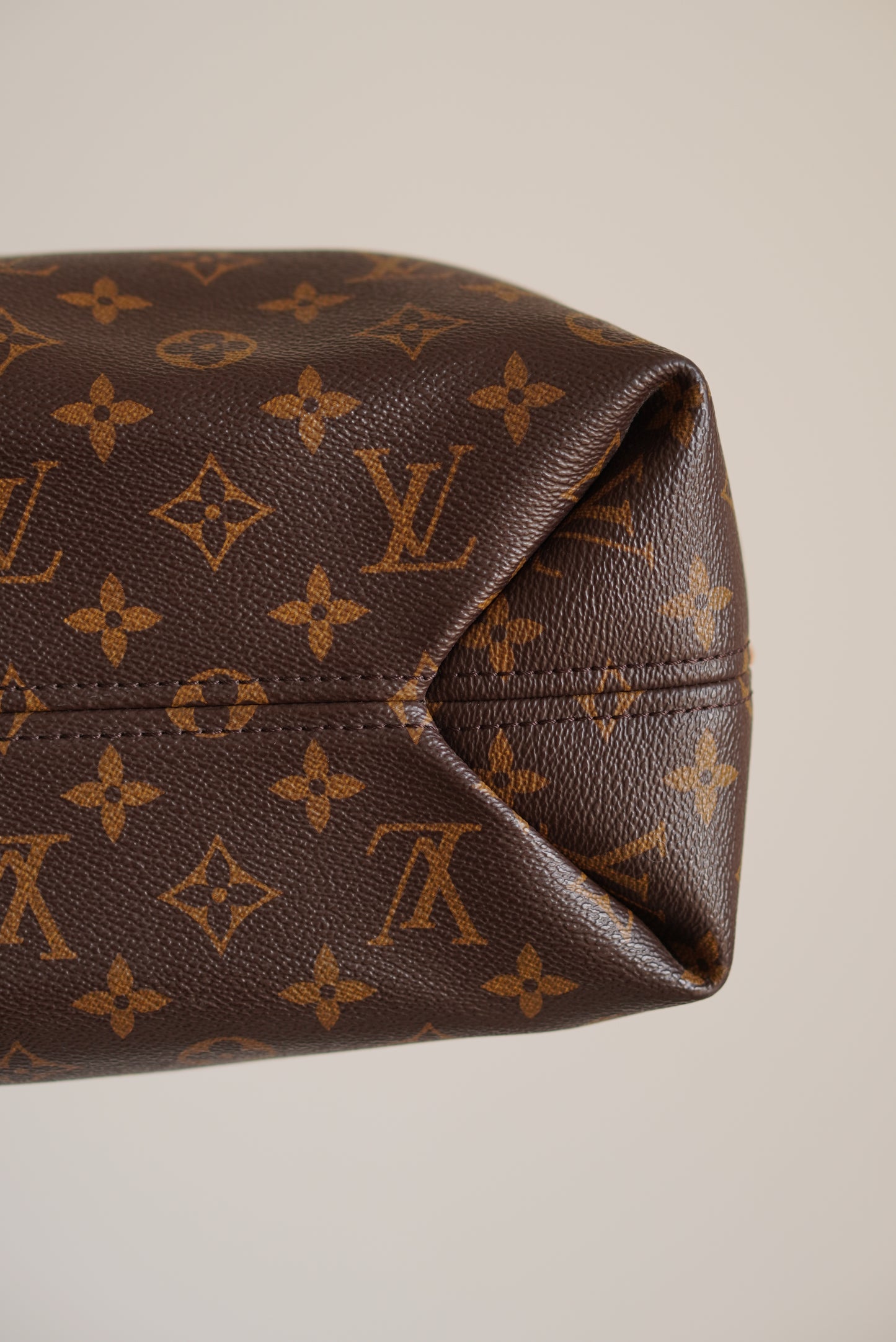 LOUIS VUITTON SULLY MM