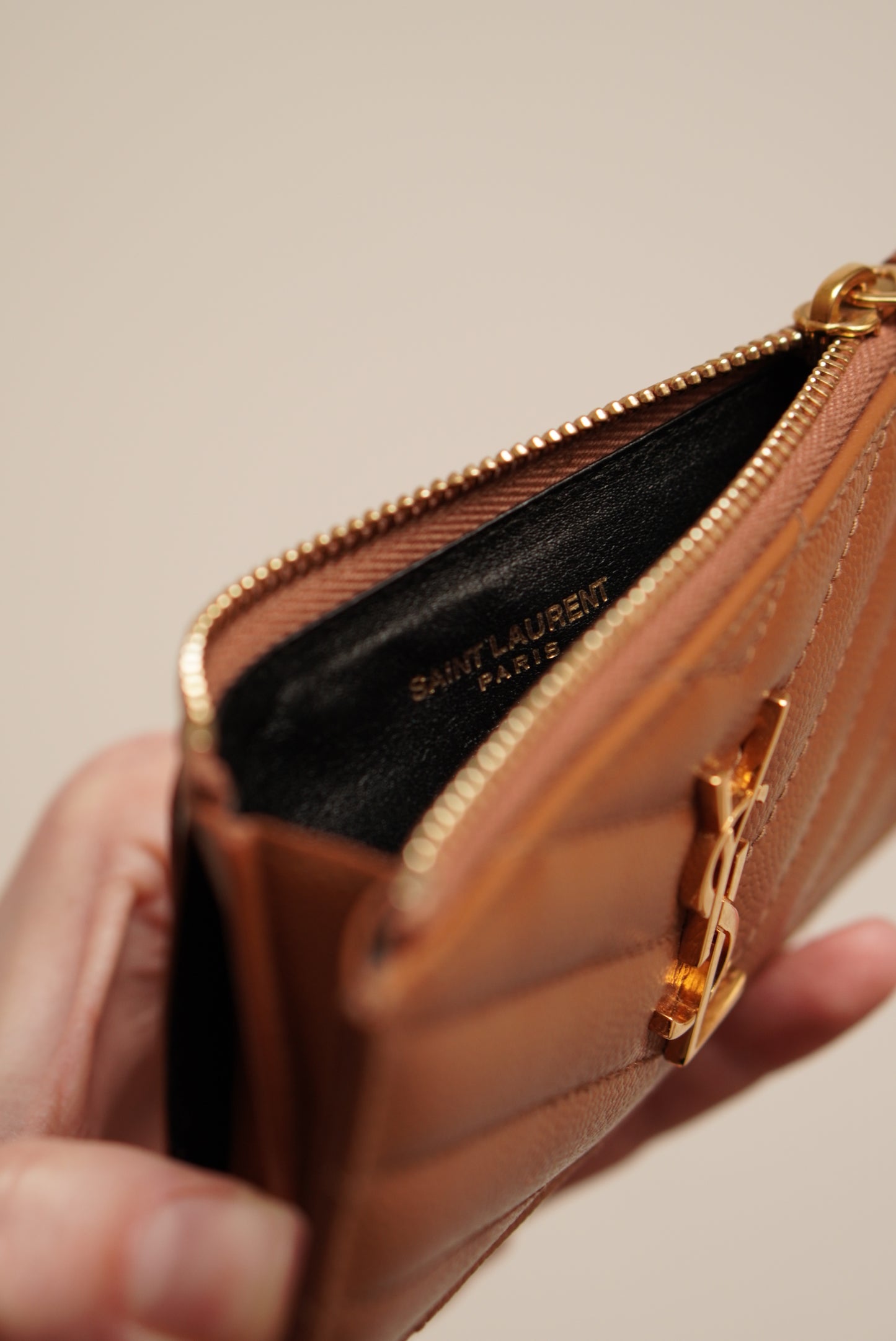 SAINT LAURENT CASSANDRE CARD CASE