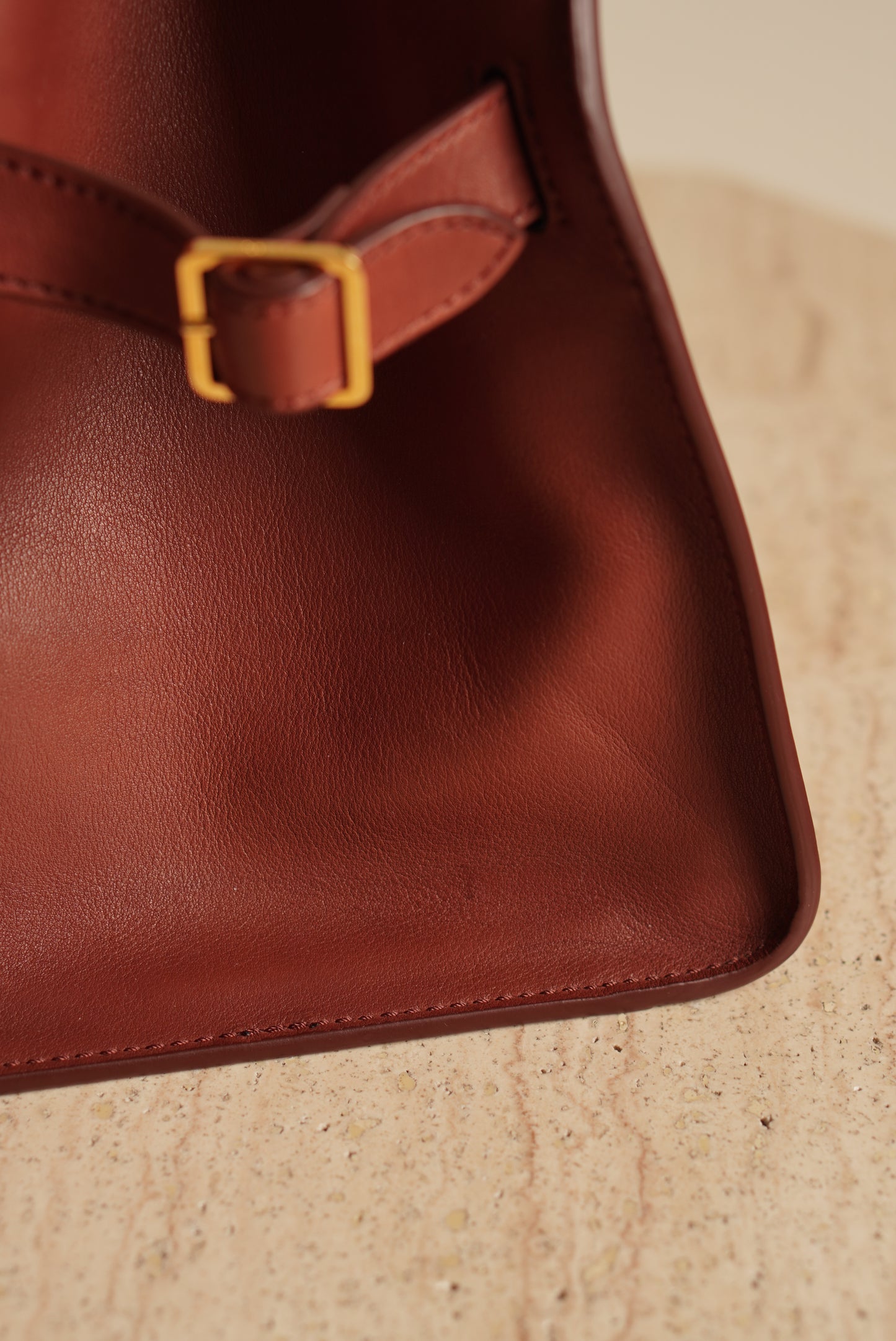 THE ROW SOFT MARGAUX 10 | BURGUNDY