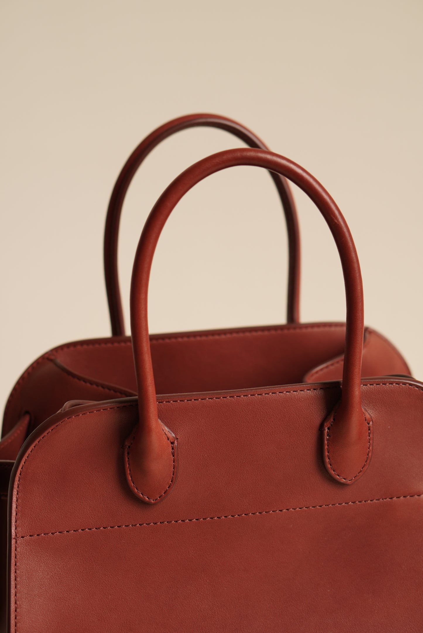 THE ROW SOFT MARGAUX 10 | BURGUNDY