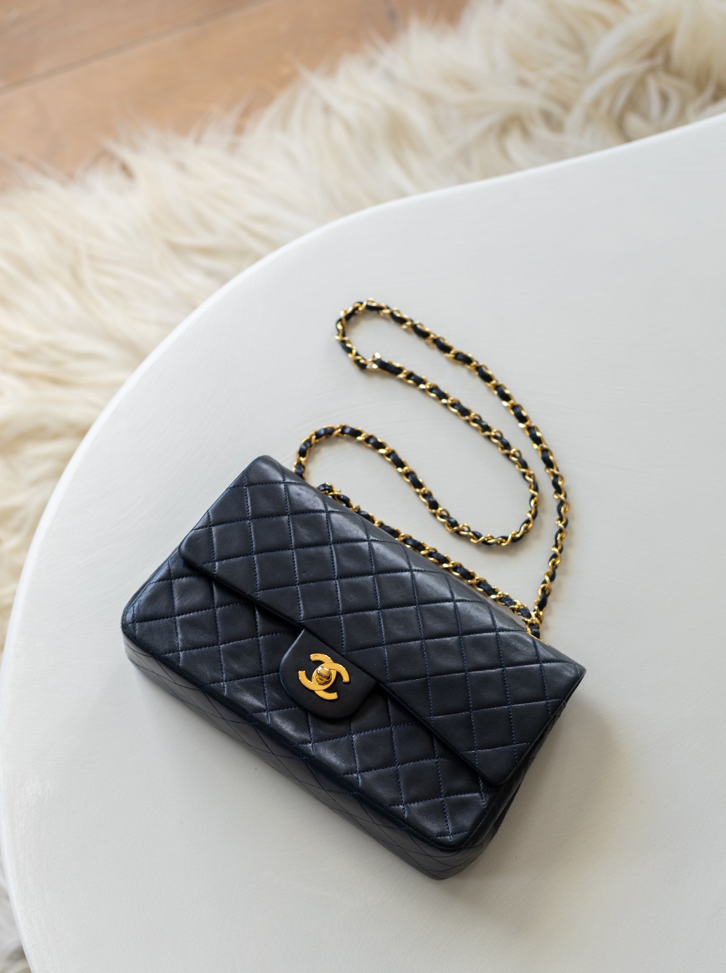 CHANEL CLASSIC MEDIUM DOUBLE FLAP | NAVY BLUE