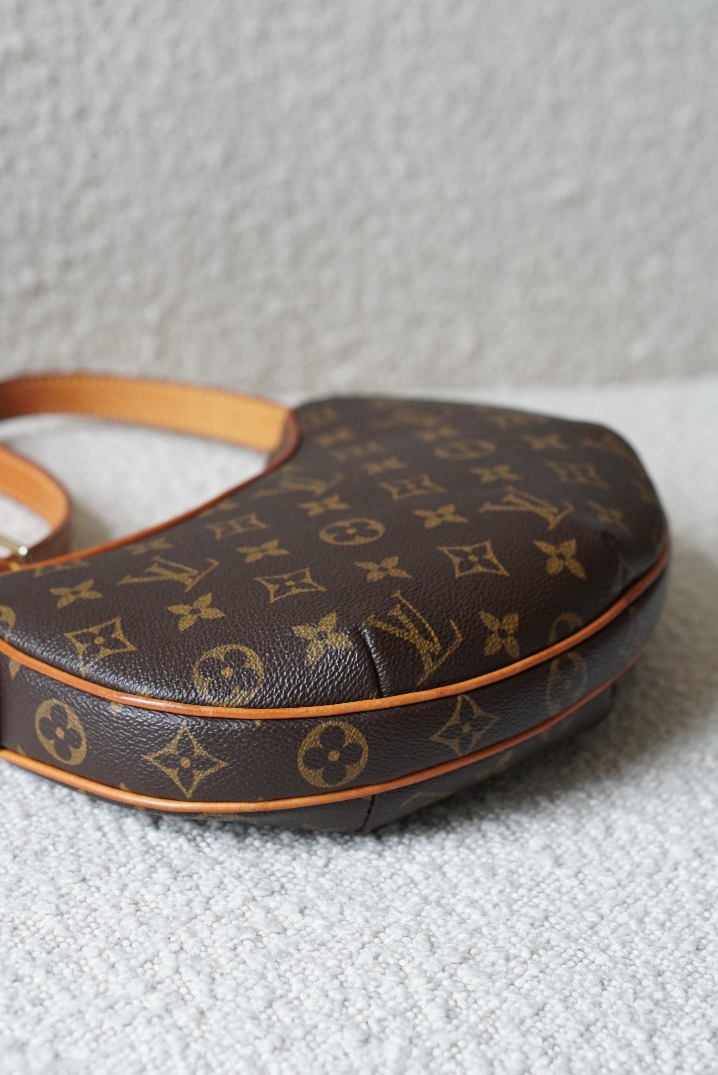 LOUIS VUITTON CROISSANT PM