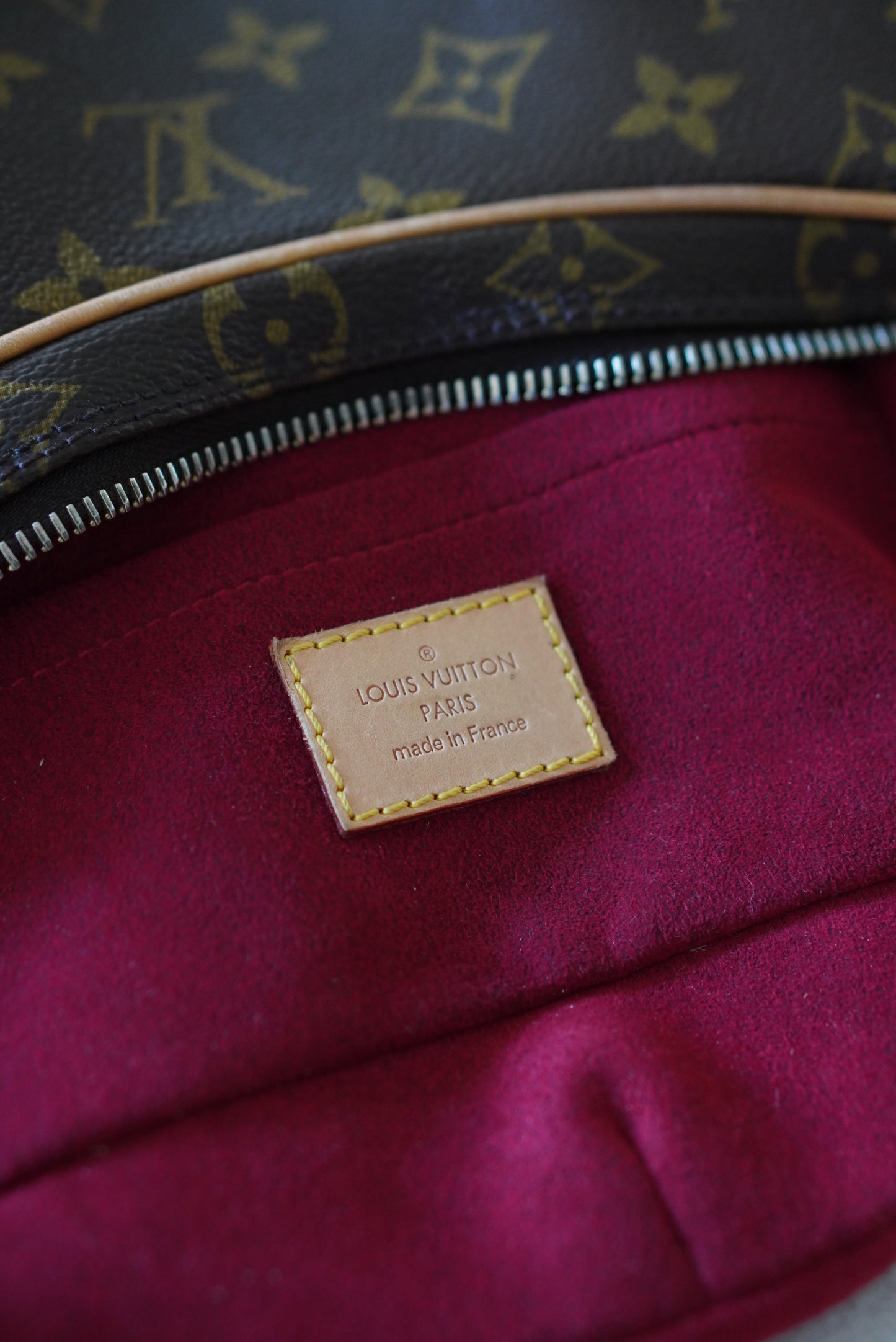 LOUIS VUITTON CROISSANT PM