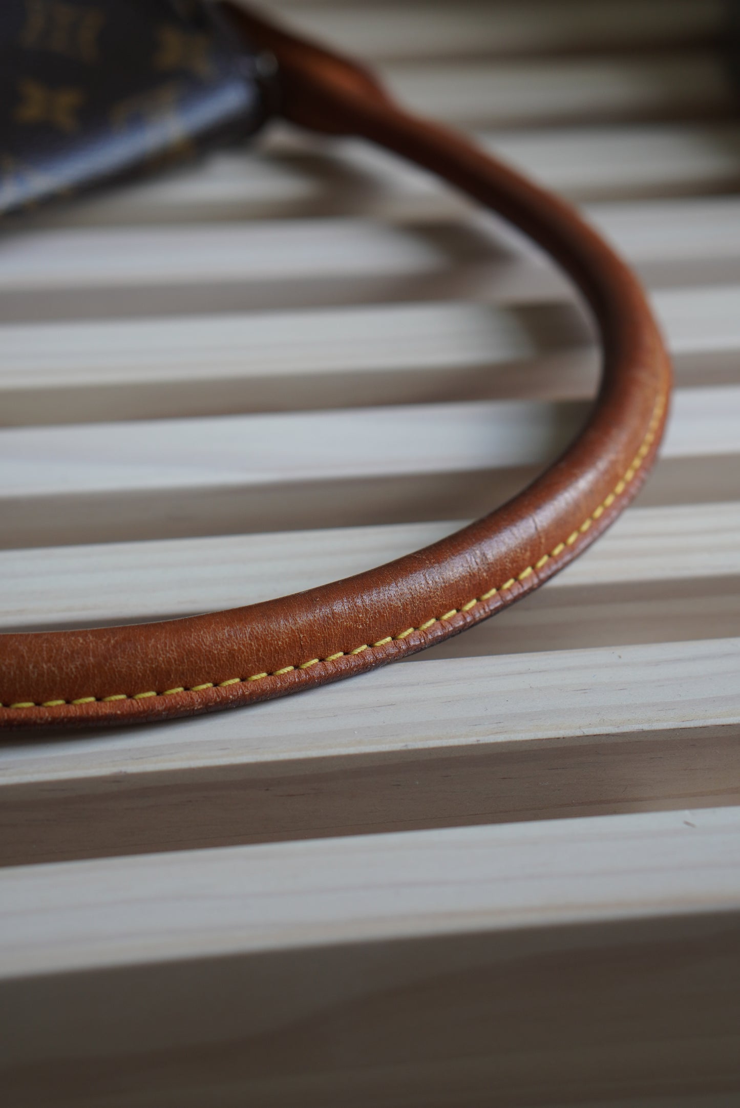 LOUIS VUITTON LOOPING PM
