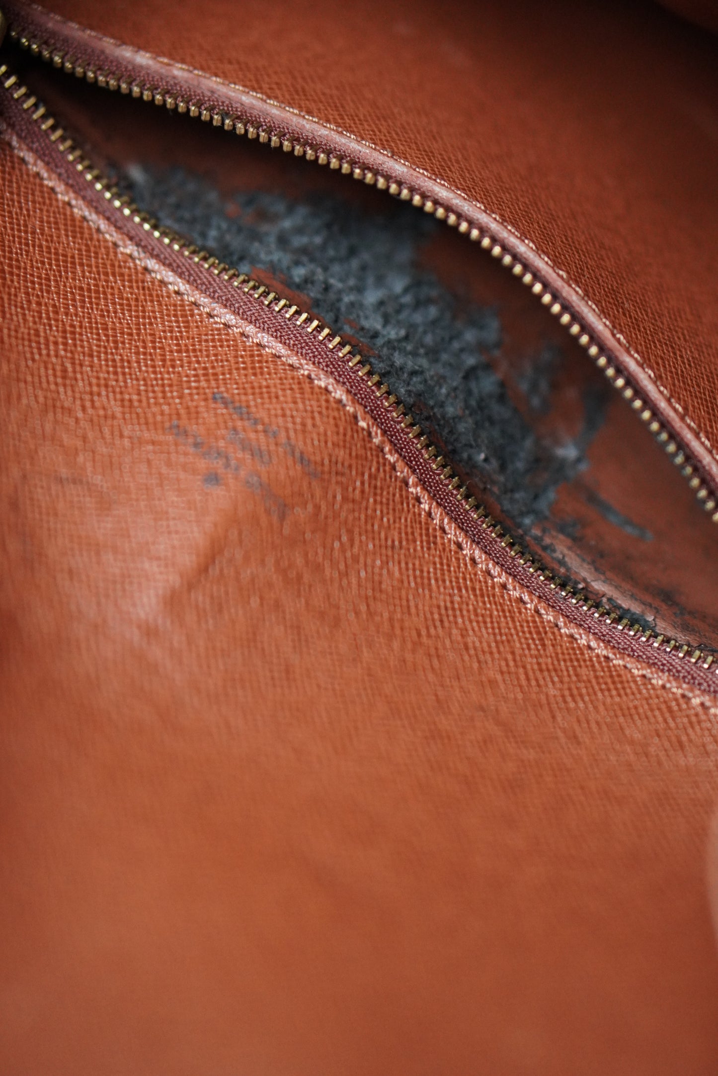 LOUIS VUITTON SAINT CLOUD GM