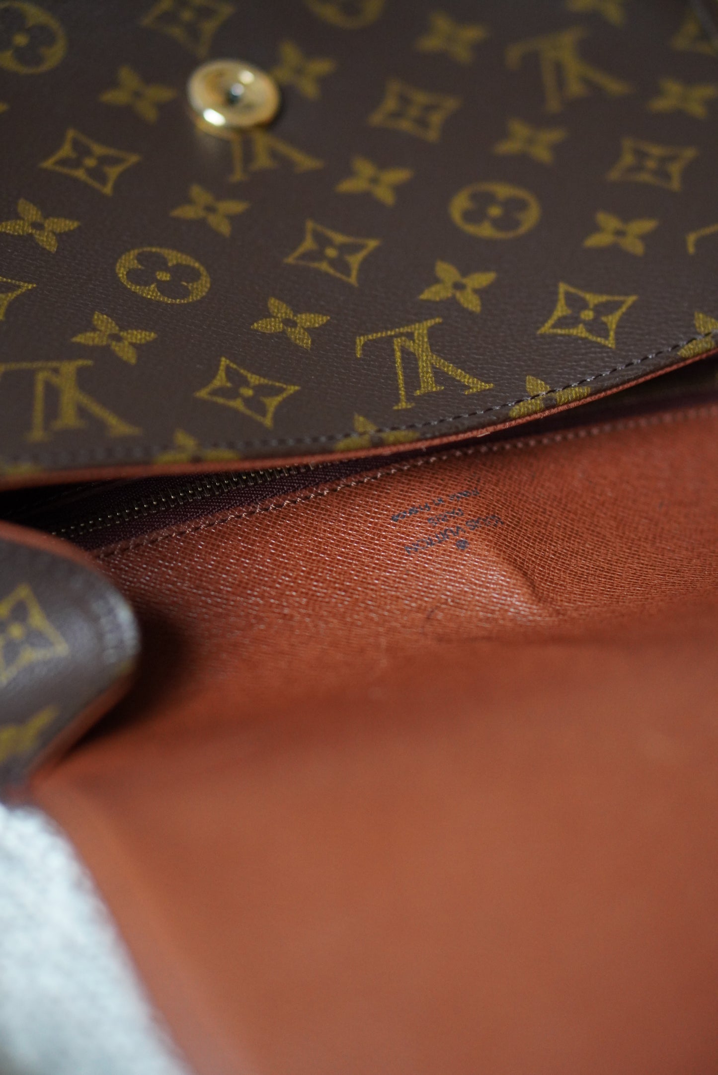LOUIS VUITTON SAINT CLOUD GM