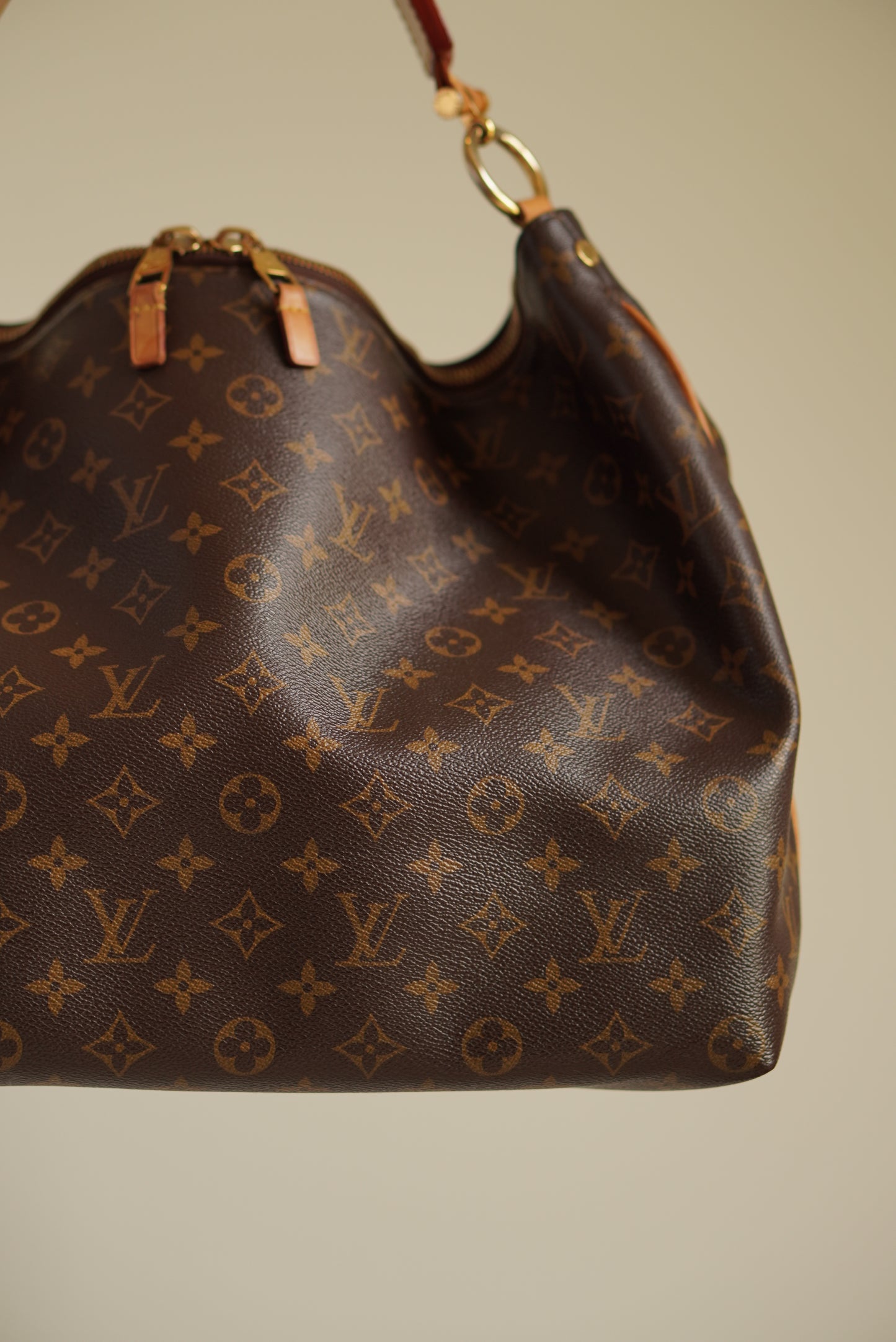 LOUIS VUITTON SULLY MM