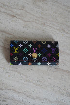 LOUIS VUITTON KEY HOLDER