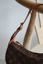 LOUIS VUITTON CROISSANT PM