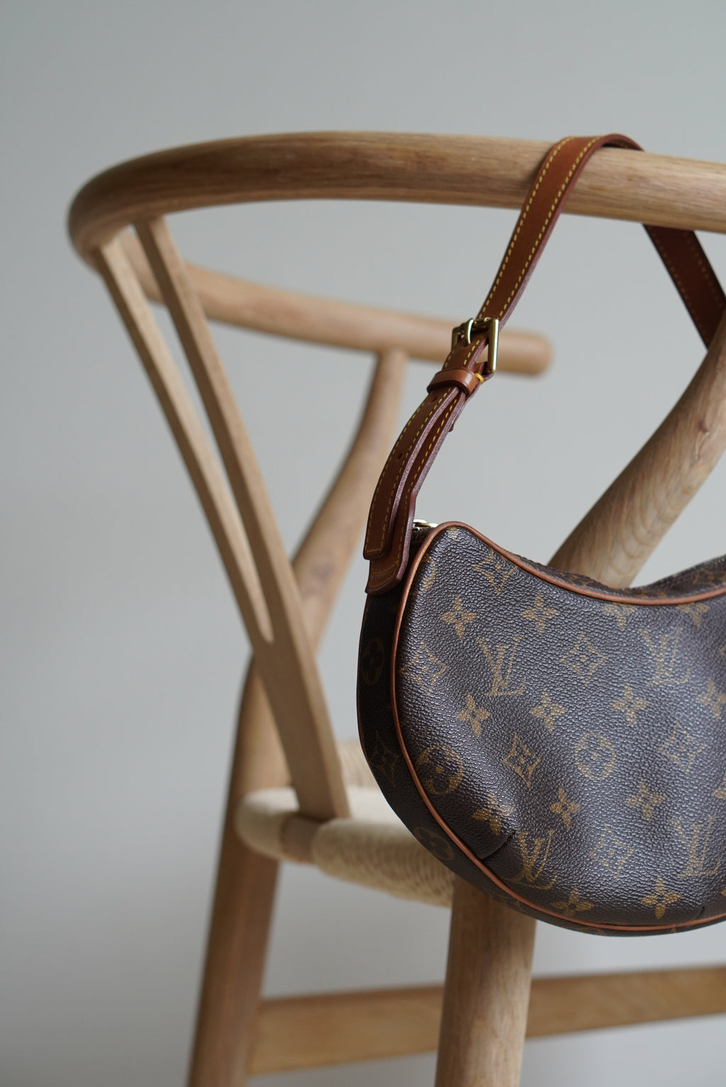 LOUIS VUITTON CROISSANT PM