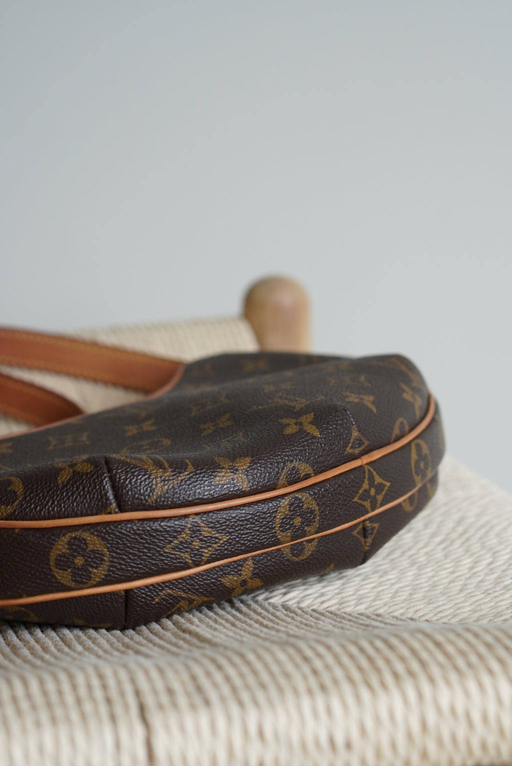 LOUIS VUITTON CROISSANT PM