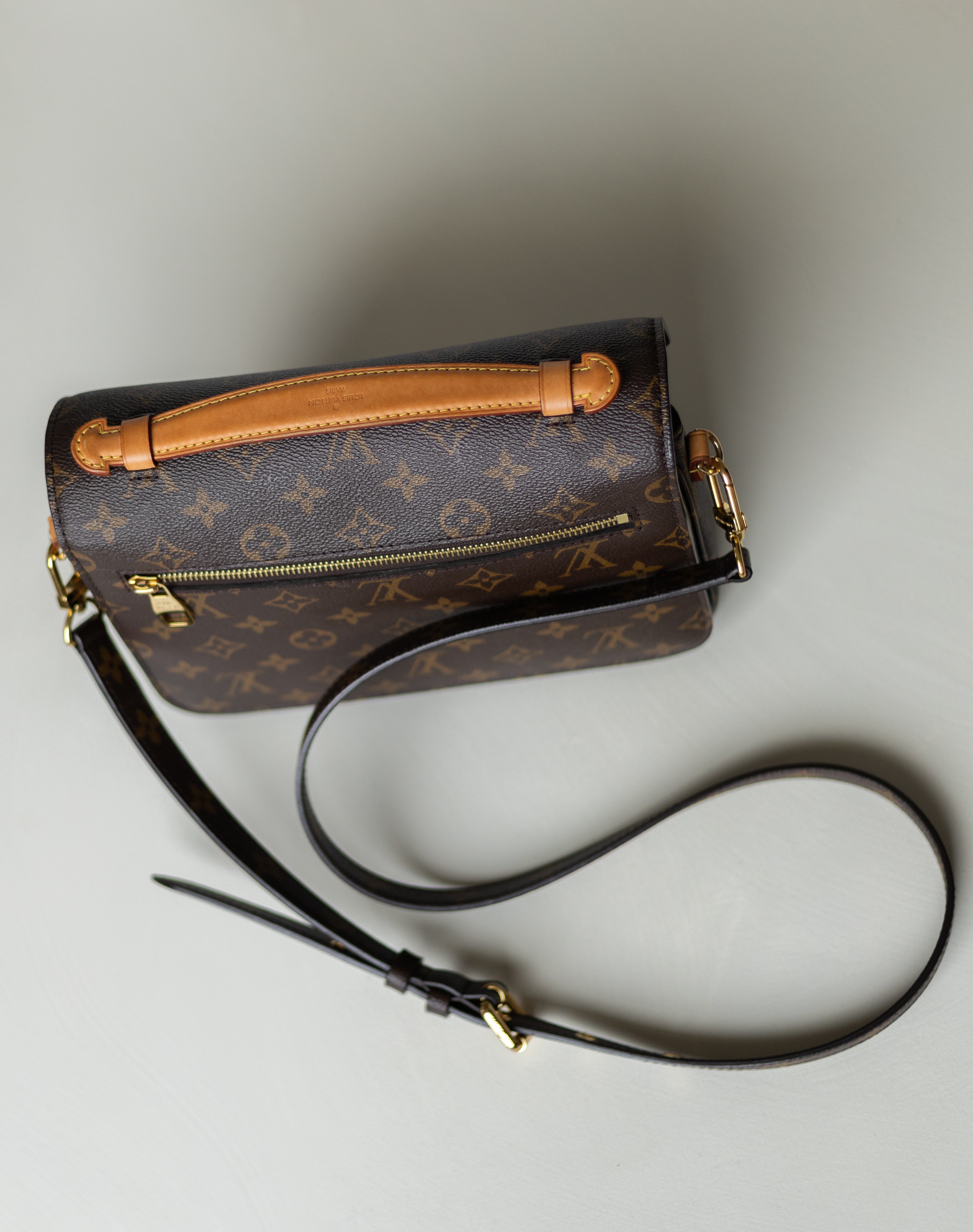 LOUIS VUITTON POCHETTE MÉTIS