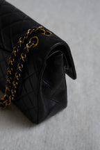 CHANEL CLASSIC MEDIUM DOUBLE FLAP
