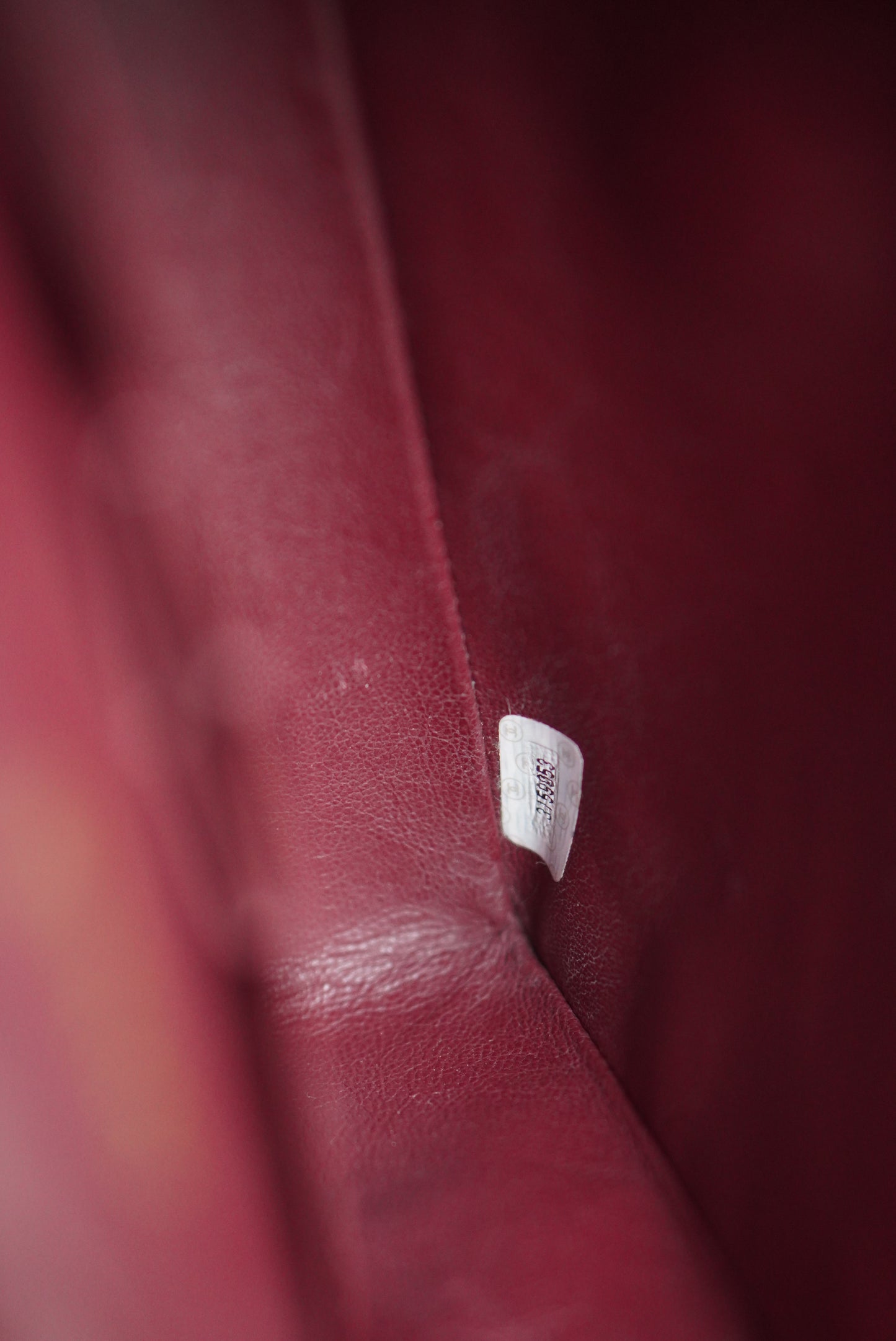 CHANEL CLASSIC MEDIUM DOUBLE FLAP