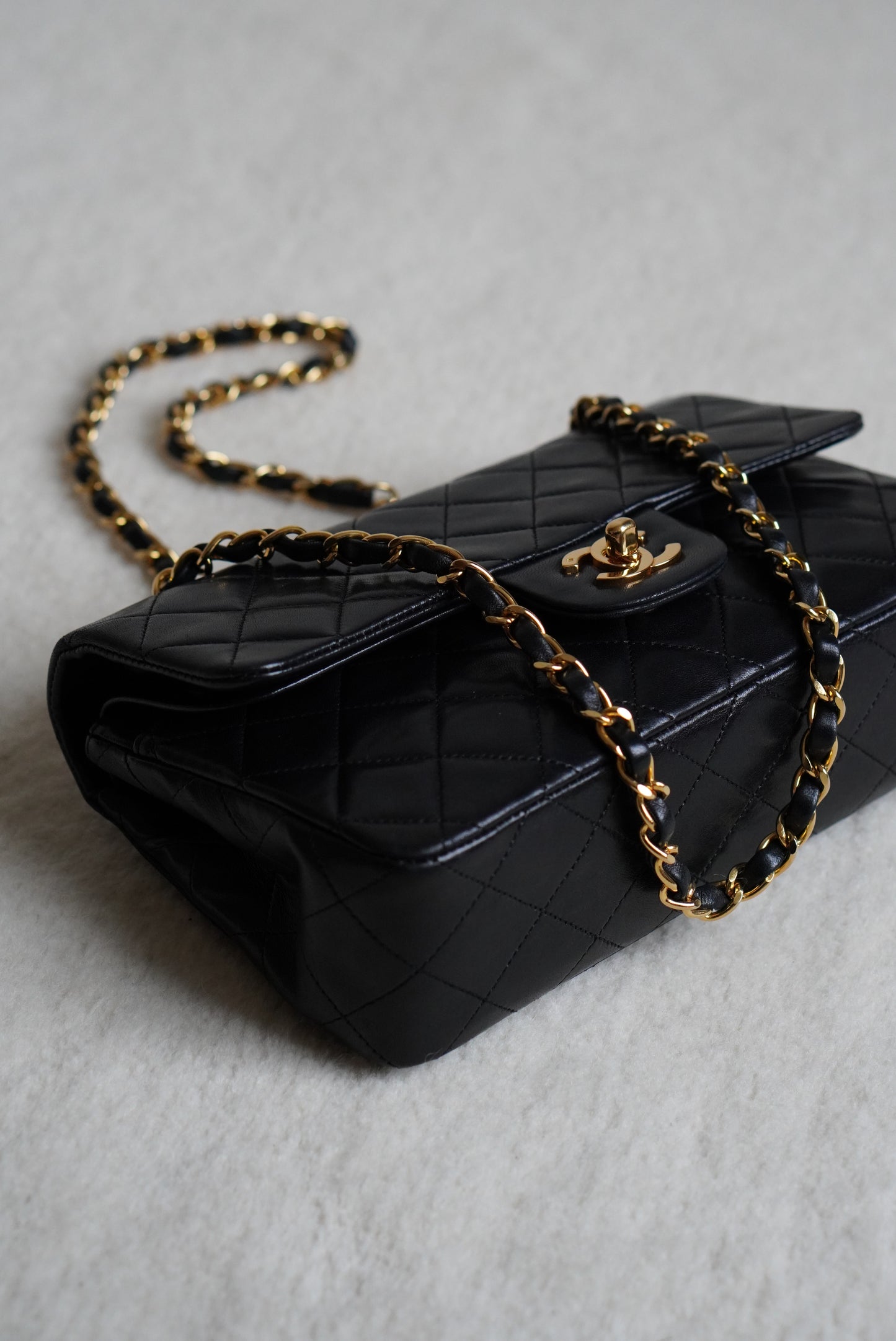 CHANEL CLASSIC SMALL DOUBLE FLAP