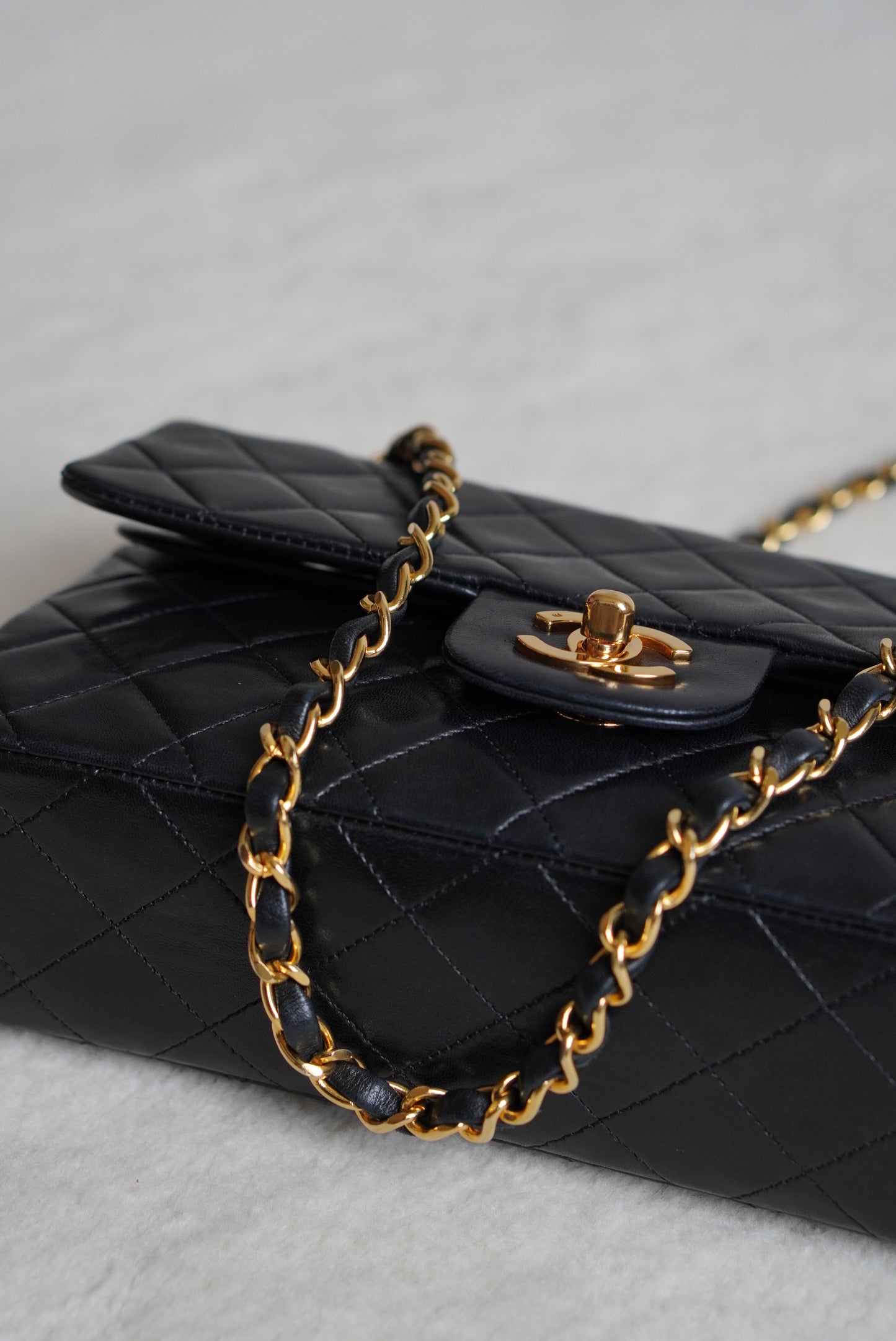 CHANEL CLASSIC SMALL DOUBLE FLAP