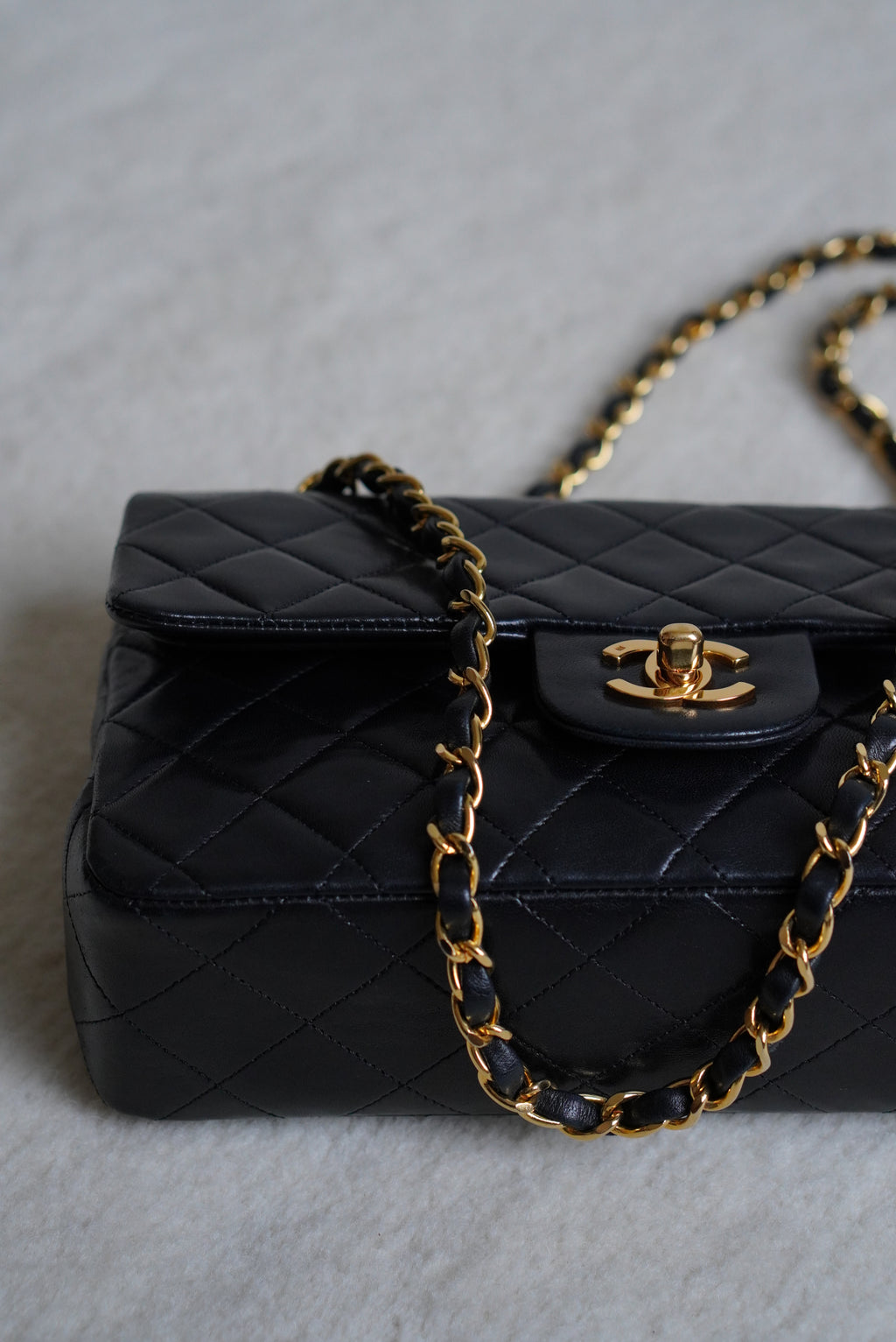 CHANEL CLASSIC SMALL DOUBLE FLAP