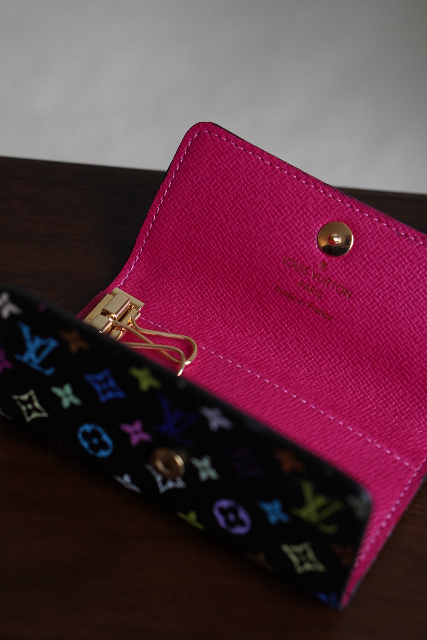 LOUIS VUITTON KEY HOLDER