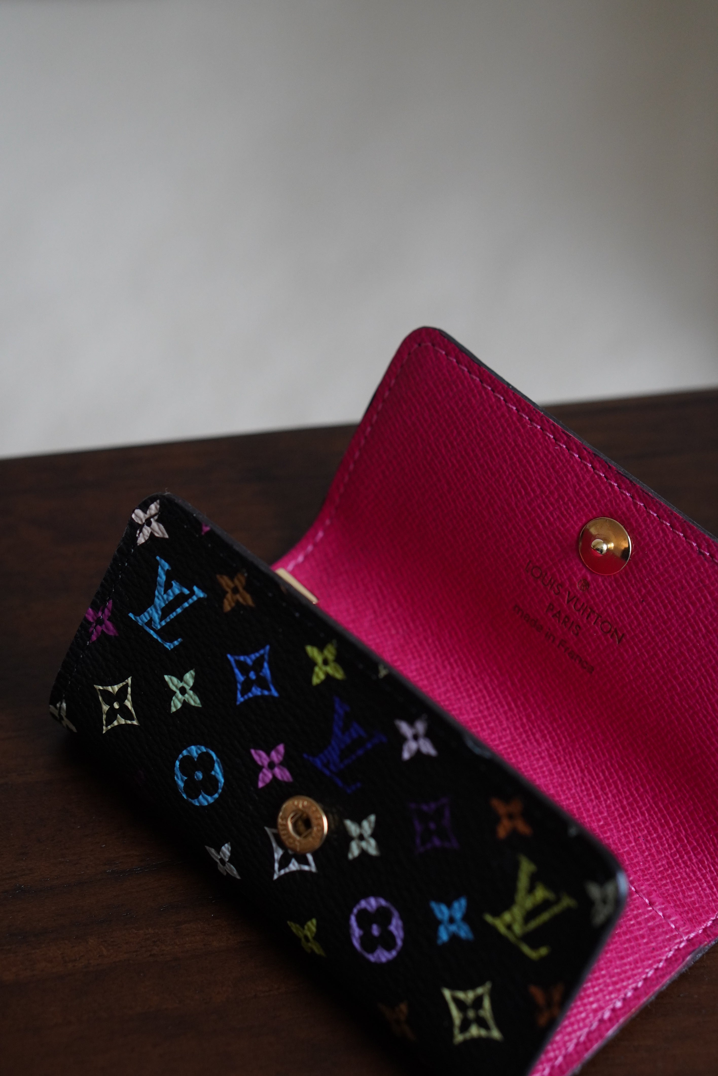 LOUIS VUITTON KEY HOLDER