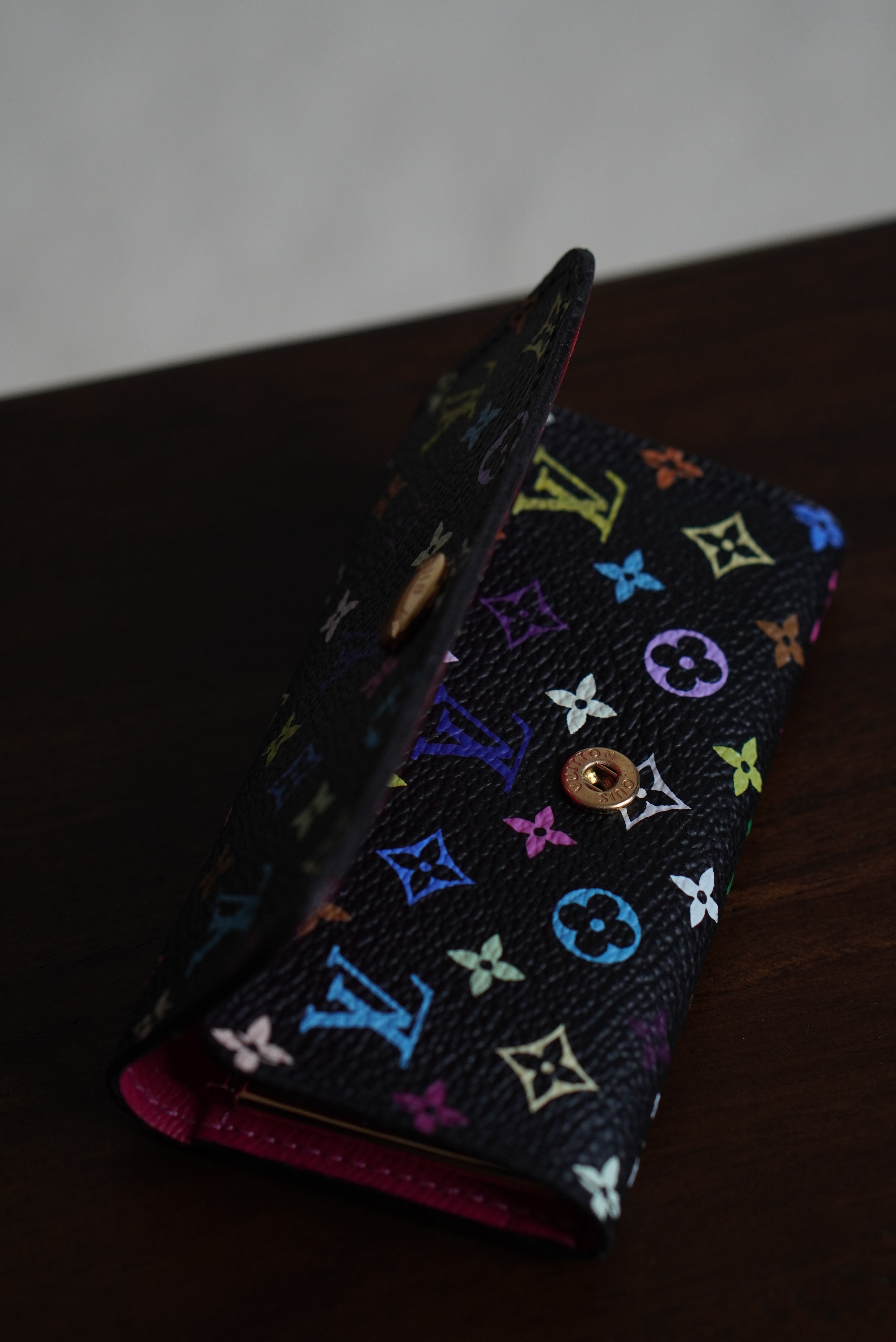 LOUIS VUITTON KEY HOLDER