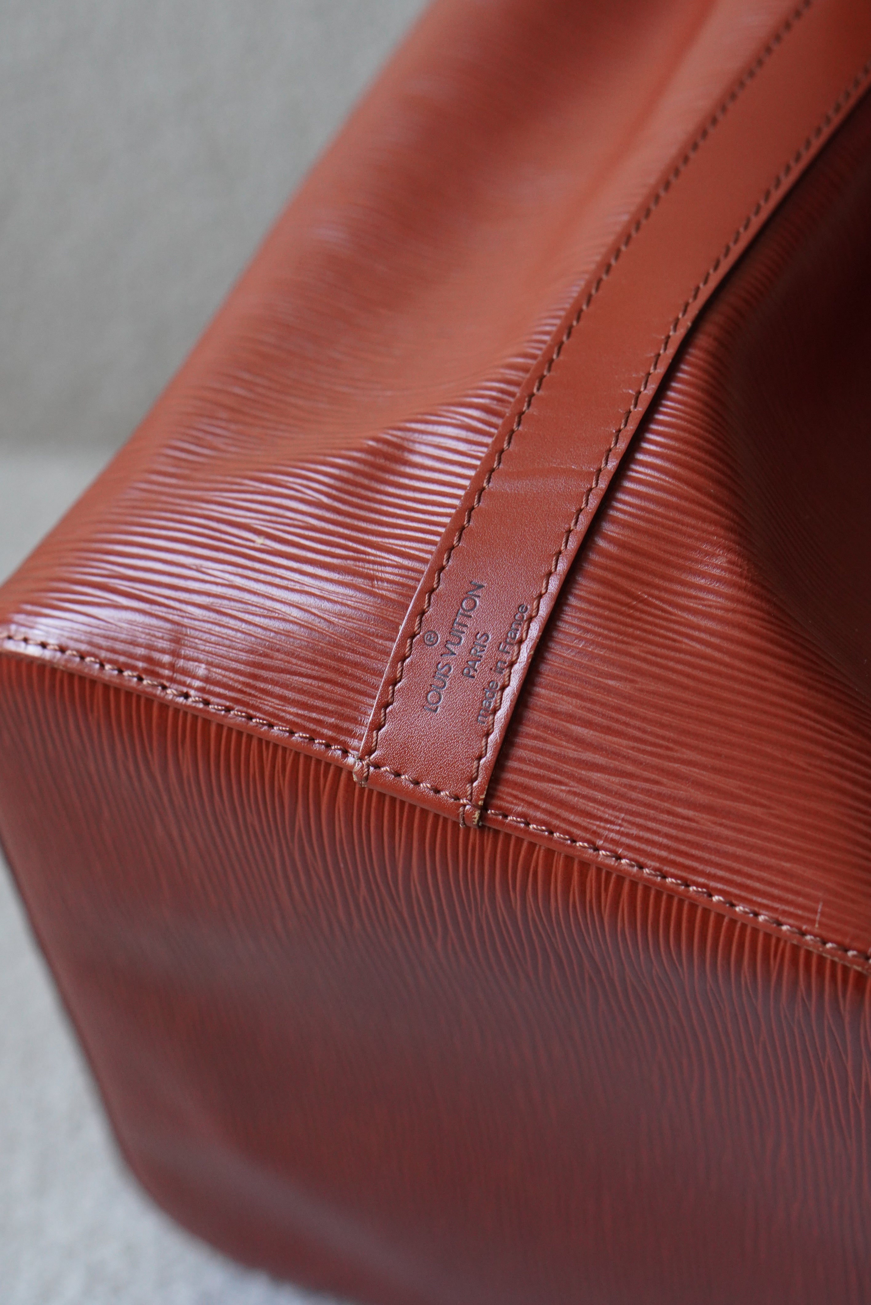 LOUIS VUITTON NOÉ PETIT