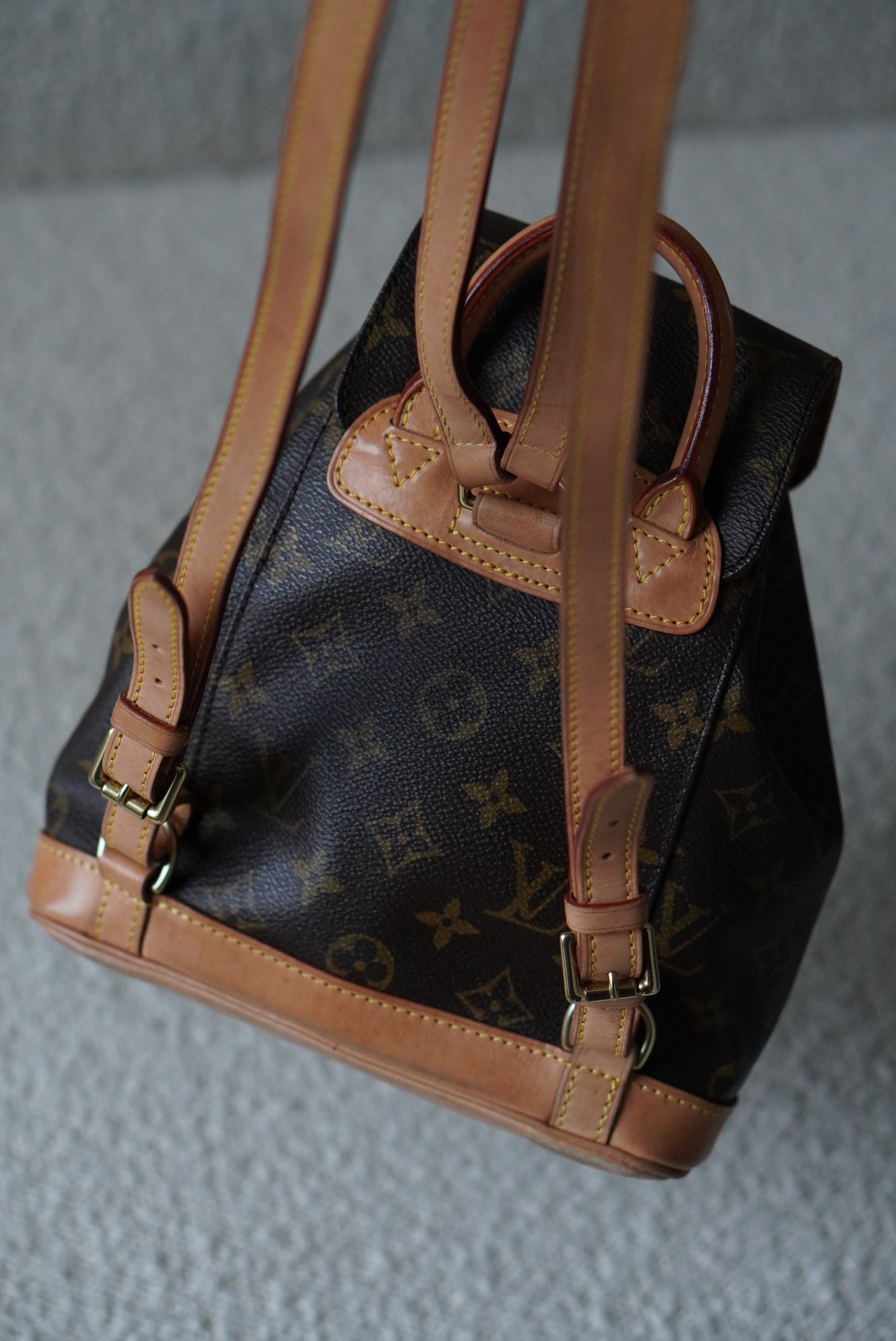 LOUIS VUITTON MONTSOURIS PM