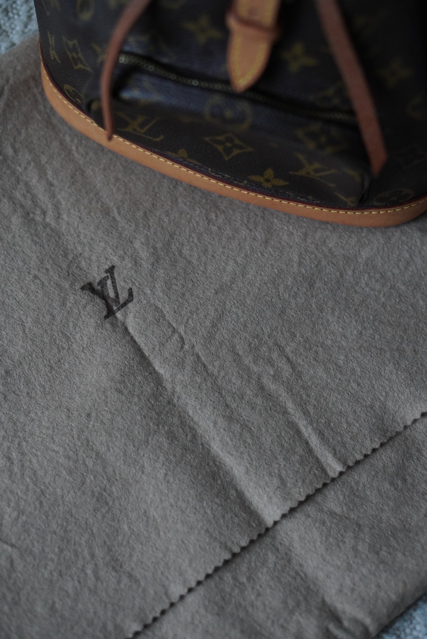 LOUIS VUITTON MONTSOURIS PM
