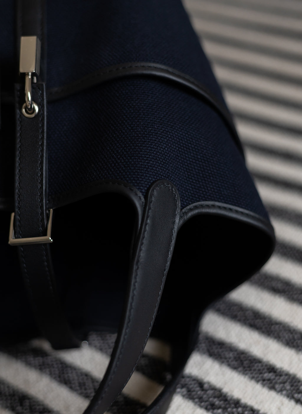 HERMÈS PICOTIN 18 POCKET | MARINE BLUE & BLACK