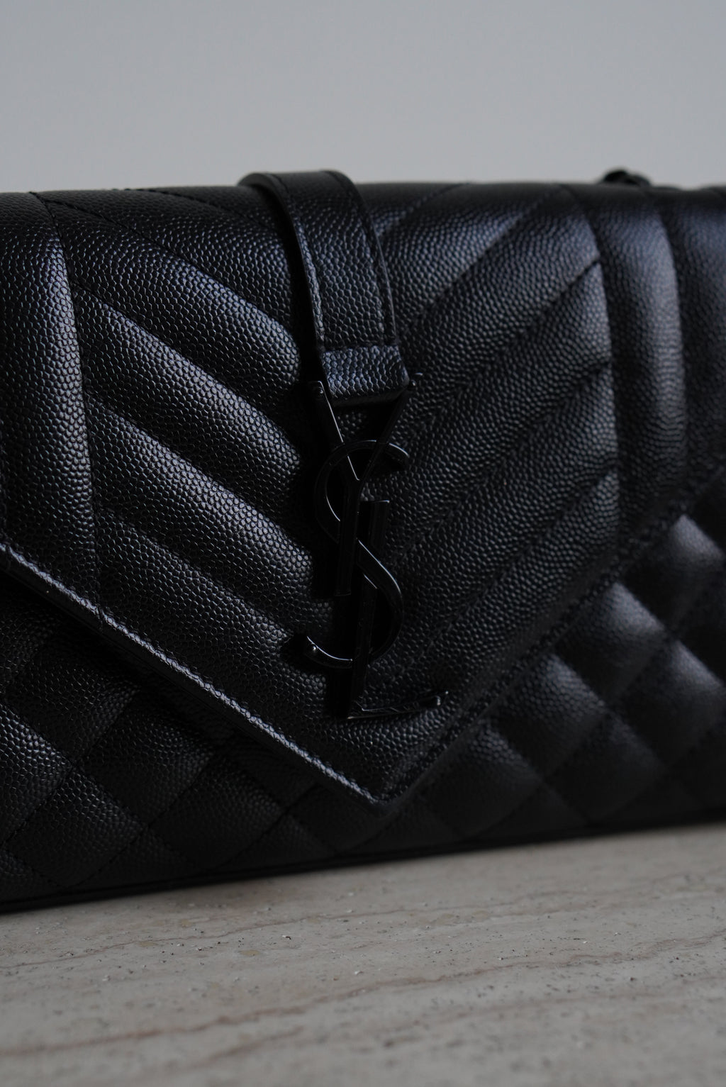 SAINT LAURENT ENVELOPE SMALL
