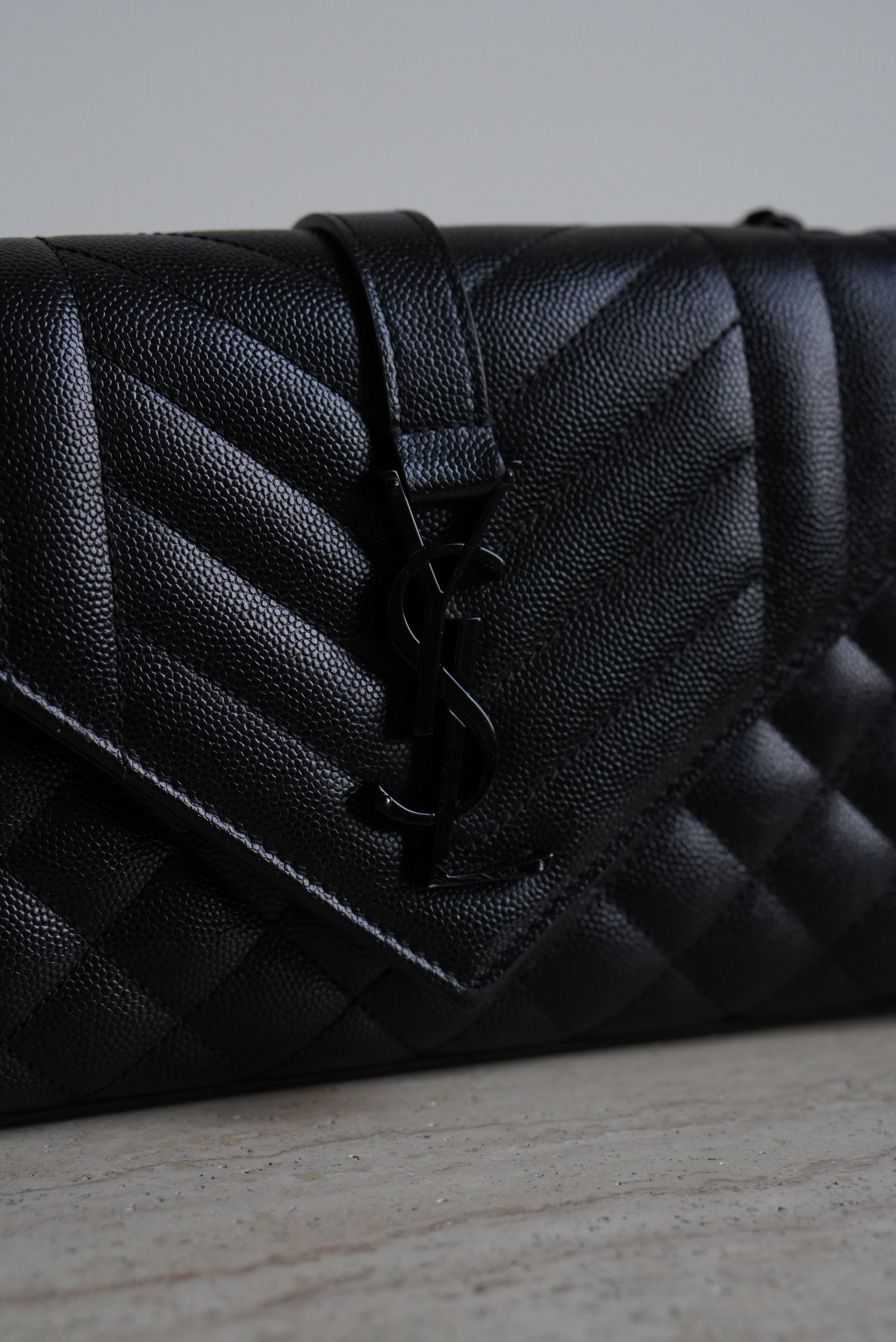 SAINT LAURENT ENVELOPE SMALL