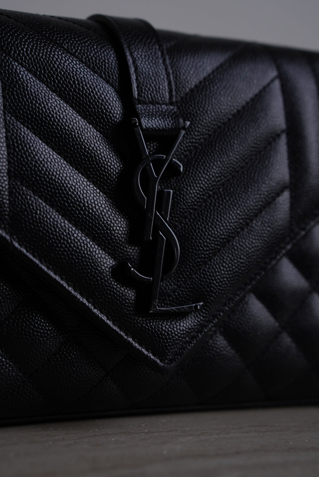 SAINT LAURENT ENVELOPE SMALL