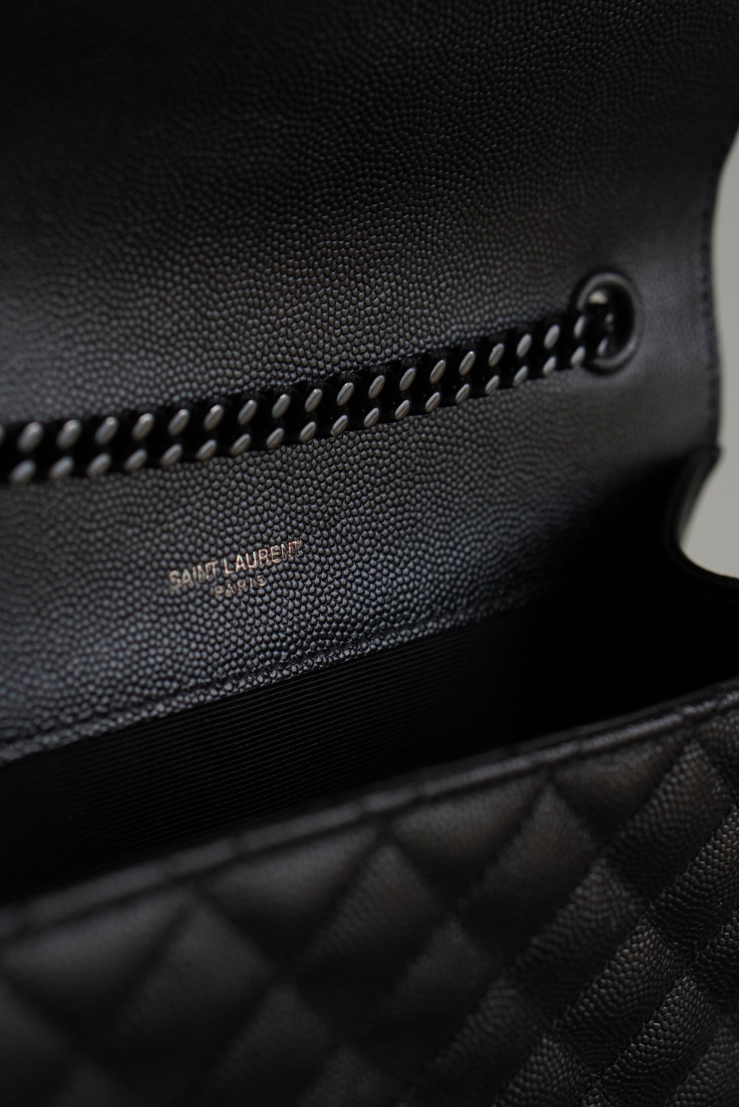 SAINT LAURENT ENVELOPE SMALL