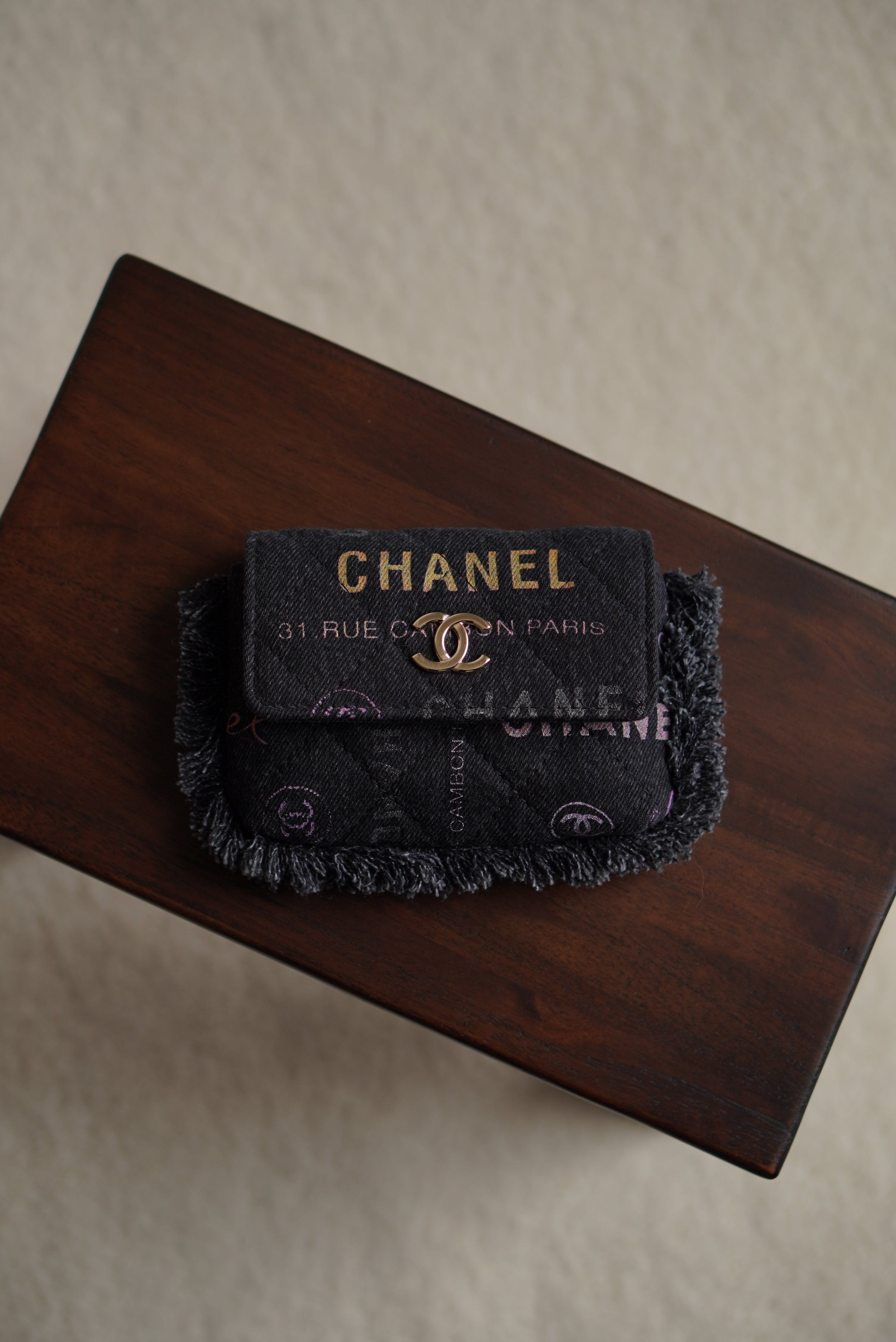 CHANEL MINI VANITY CASE
