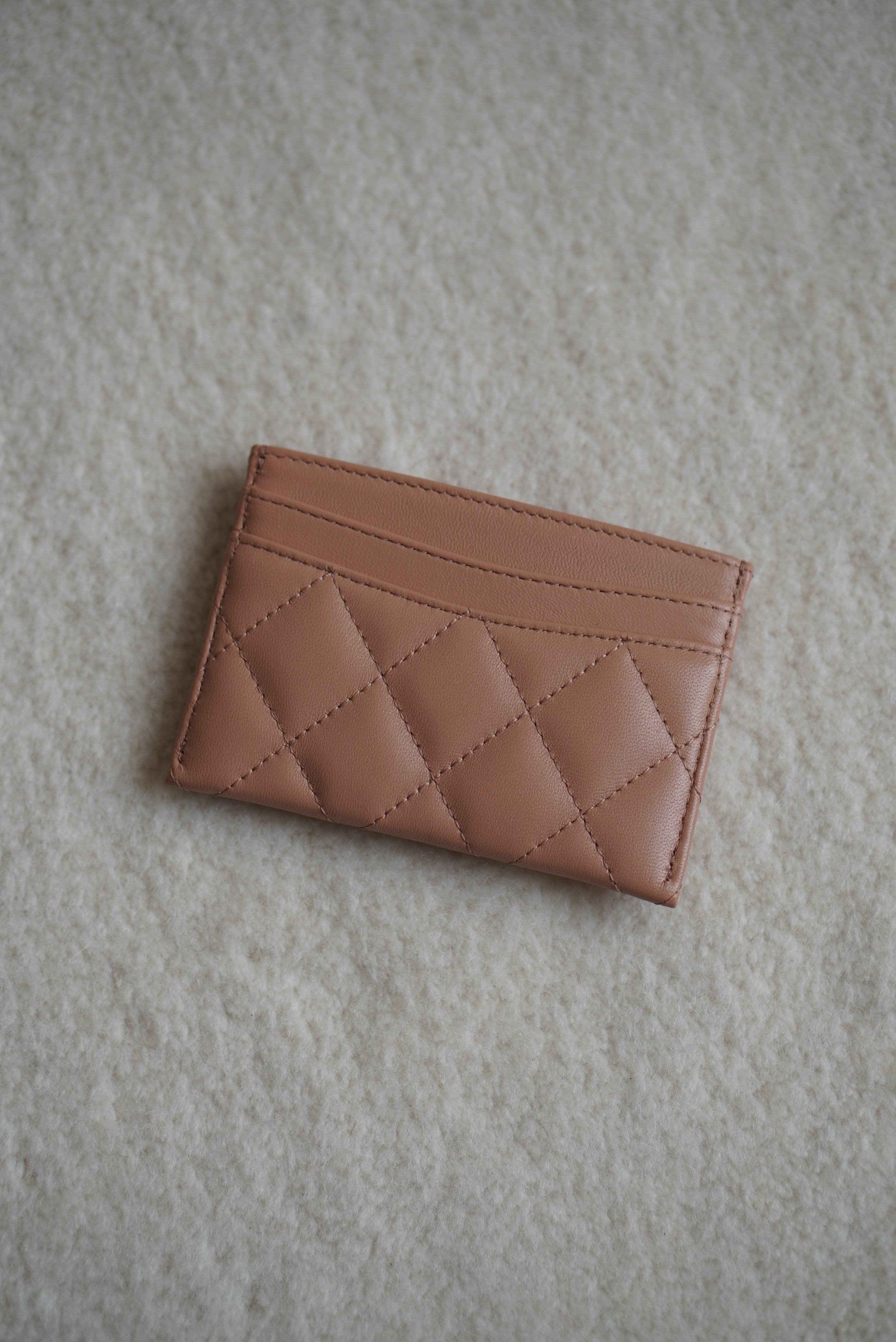 CHANEL CLASSIC CARD HOLDER | NUDE