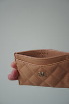 CHANEL CLASSIC CARD HOLDER | NUDE