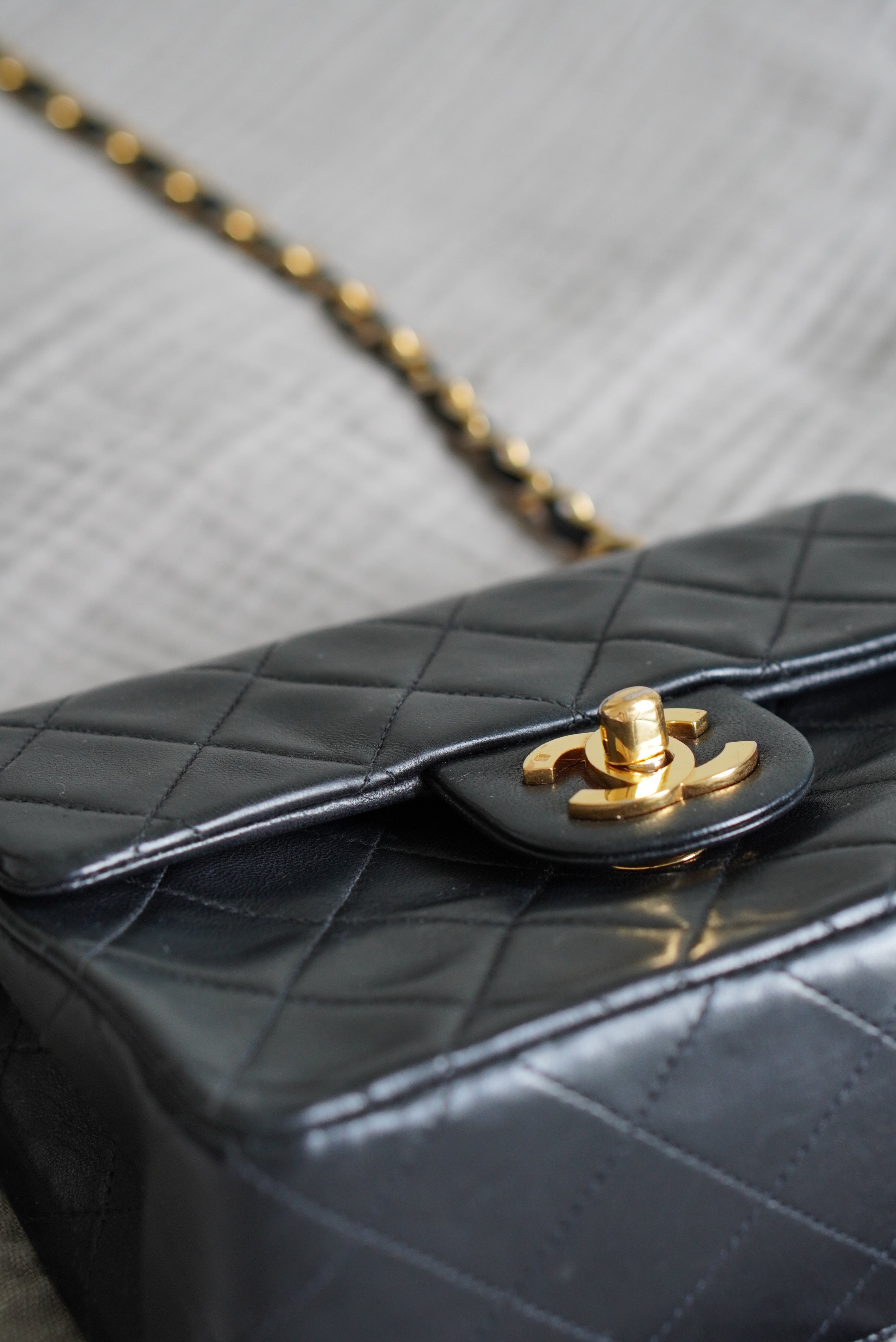 CHANEL CLASSIC SQUARE