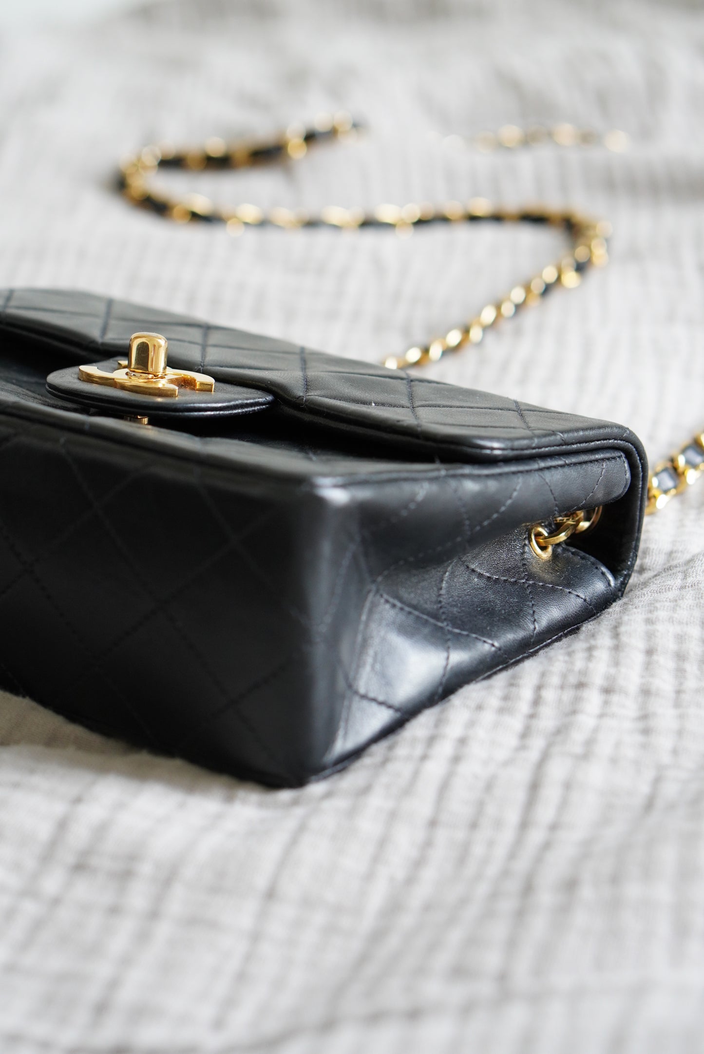 CHANEL CLASSIC SQUARE