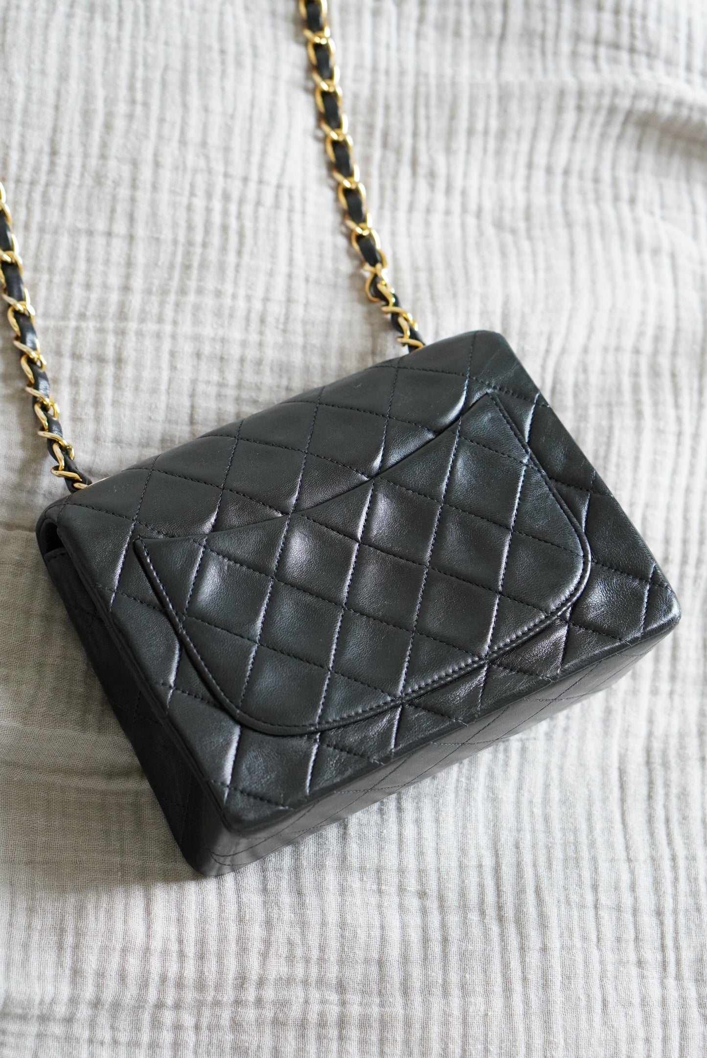 CHANEL CLASSIC SQUARE