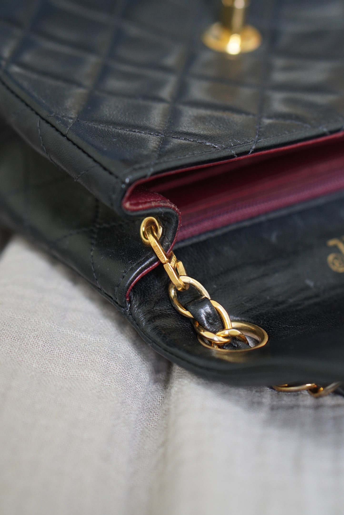 CHANEL CLASSIC SQUARE