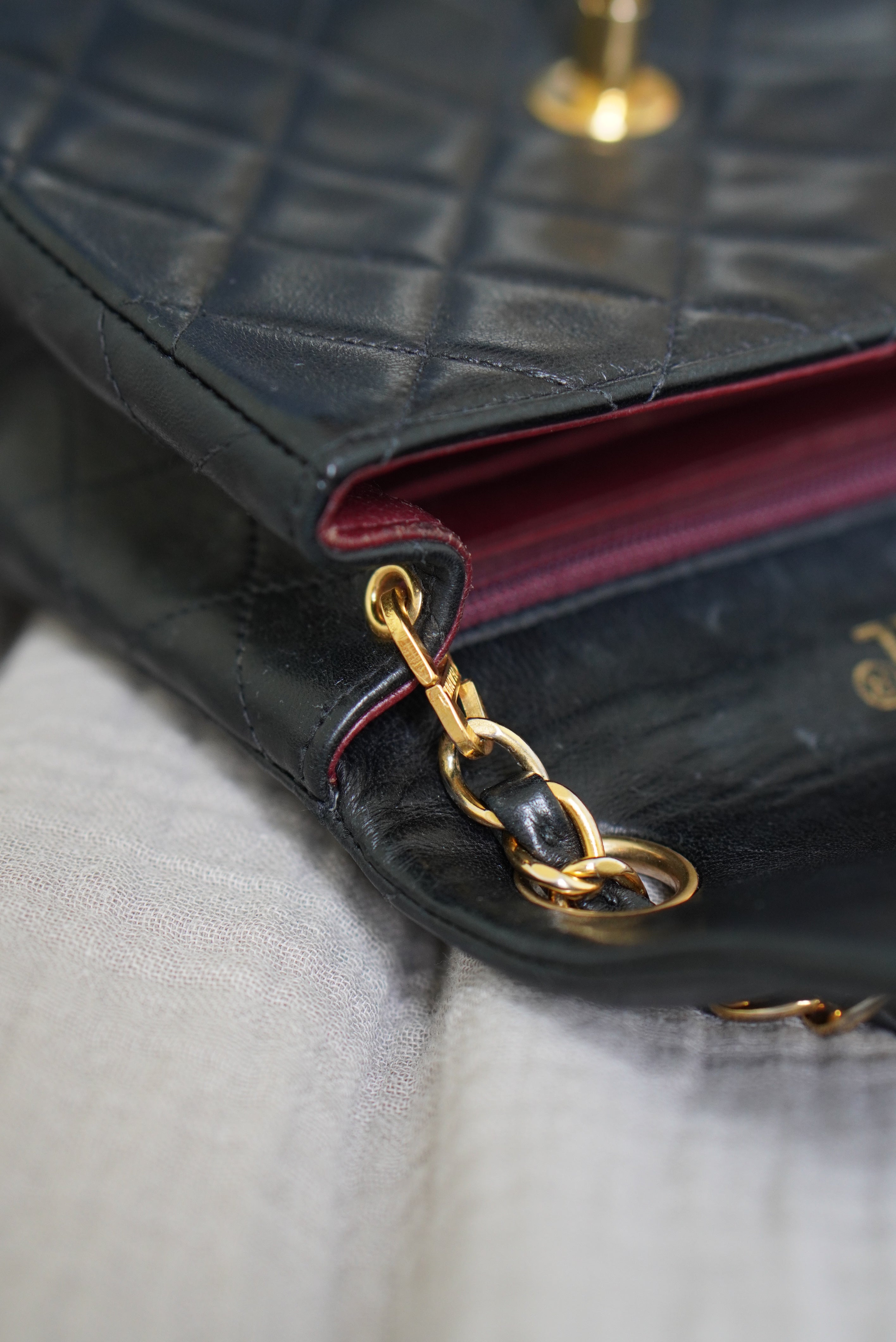 CHANEL CLASSIC SQUARE