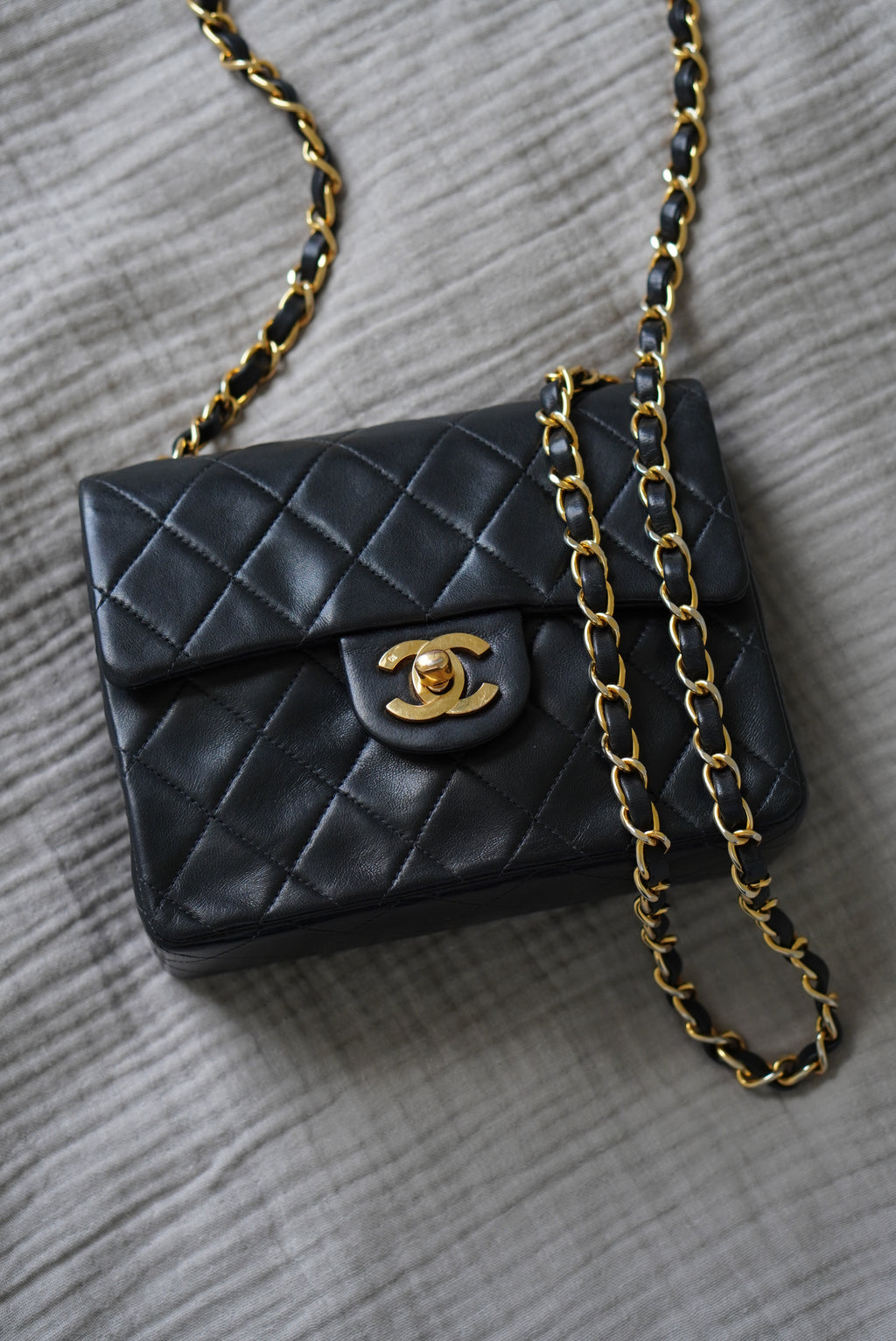 CHANEL CLASSIC SQUARE
