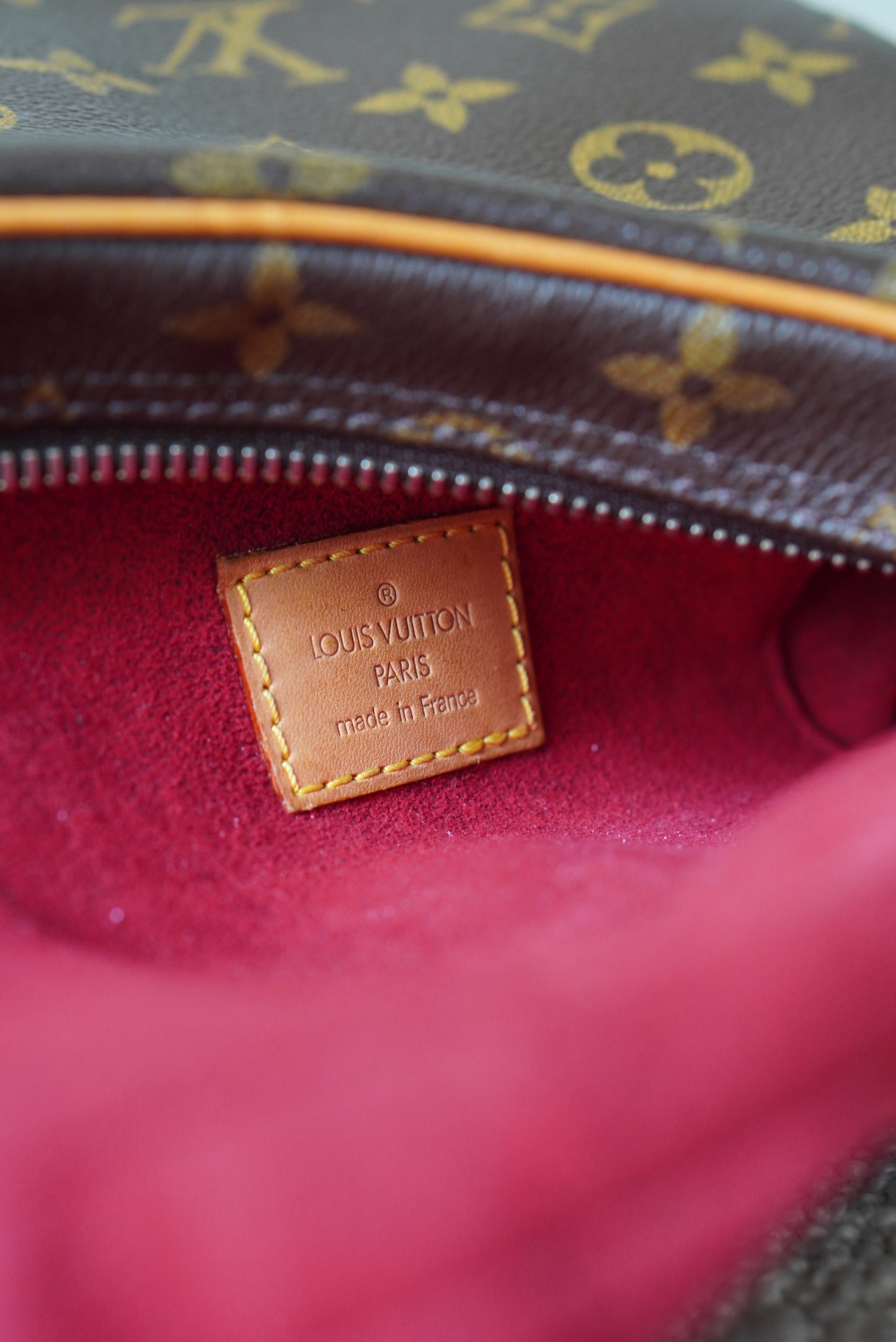 Louis Vuitton Croissant MM - Brown Handle Bags, Handbags - LOU13561