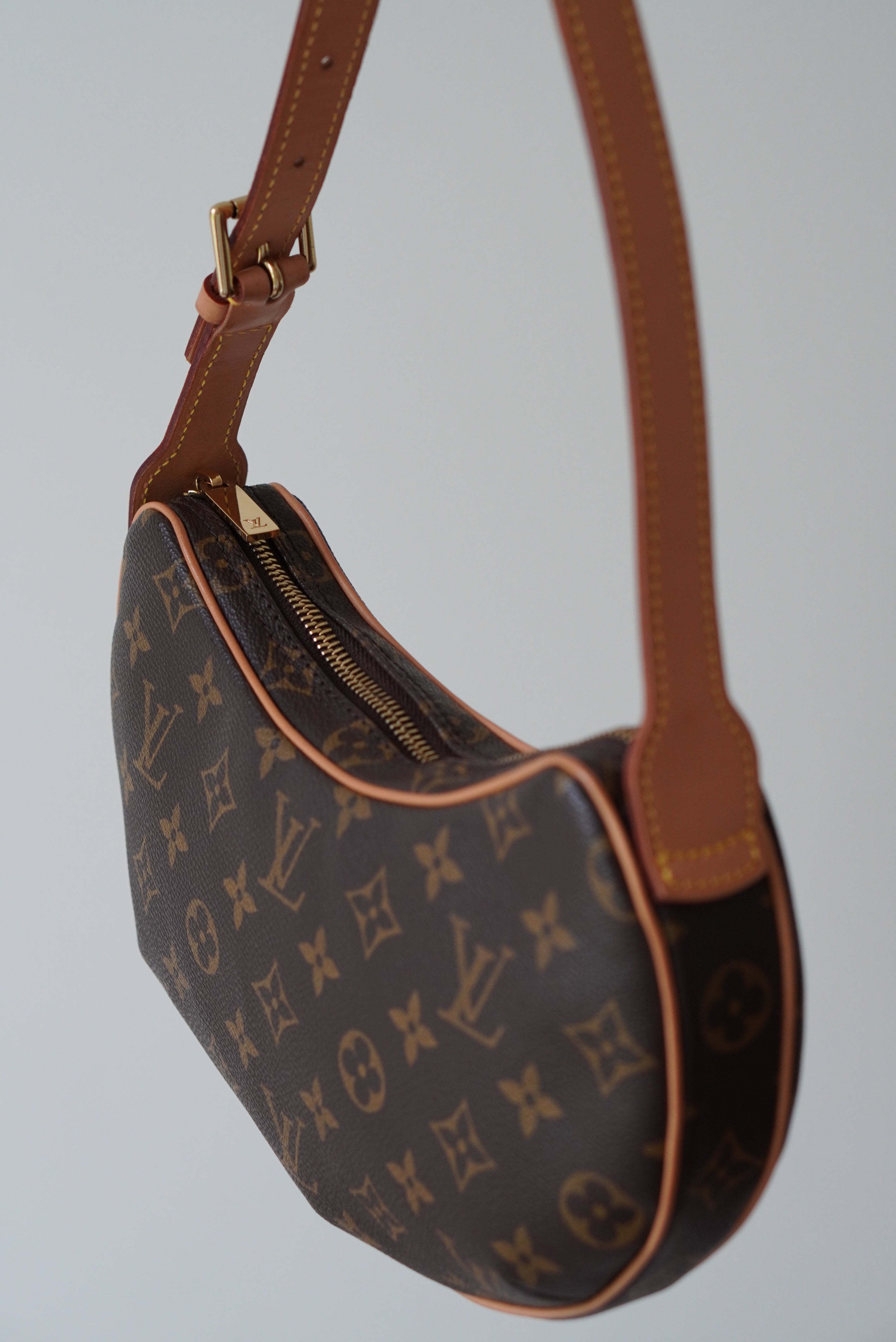 \"Louis Vuitton\" クロワッサン PM バッグ Croissant PM Monogram Vernis Leather - Women - Handbags